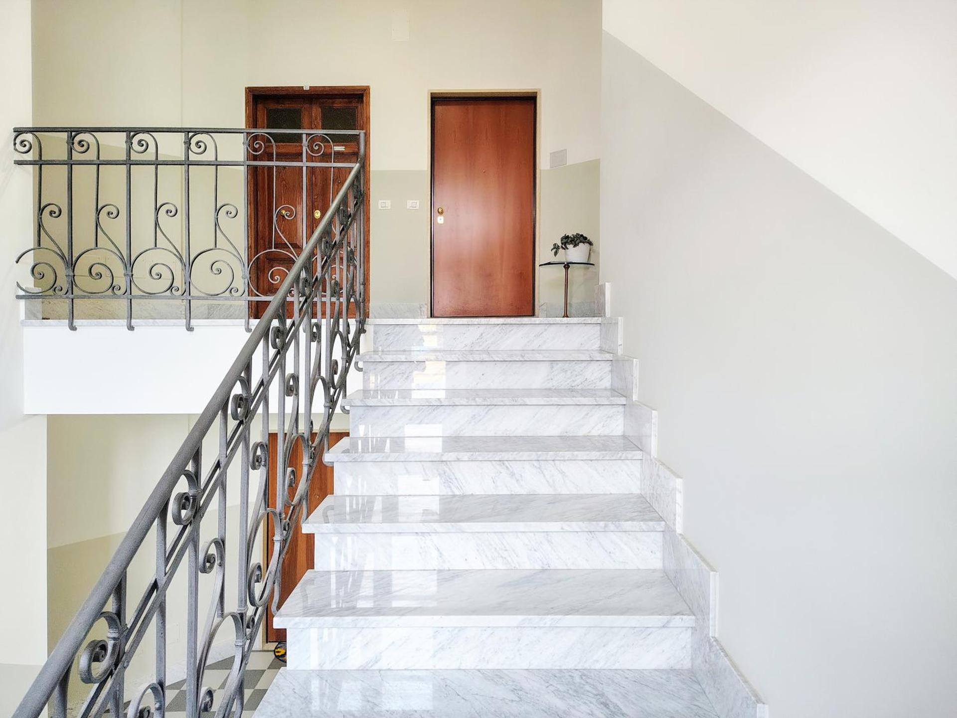 Inner courtyard view