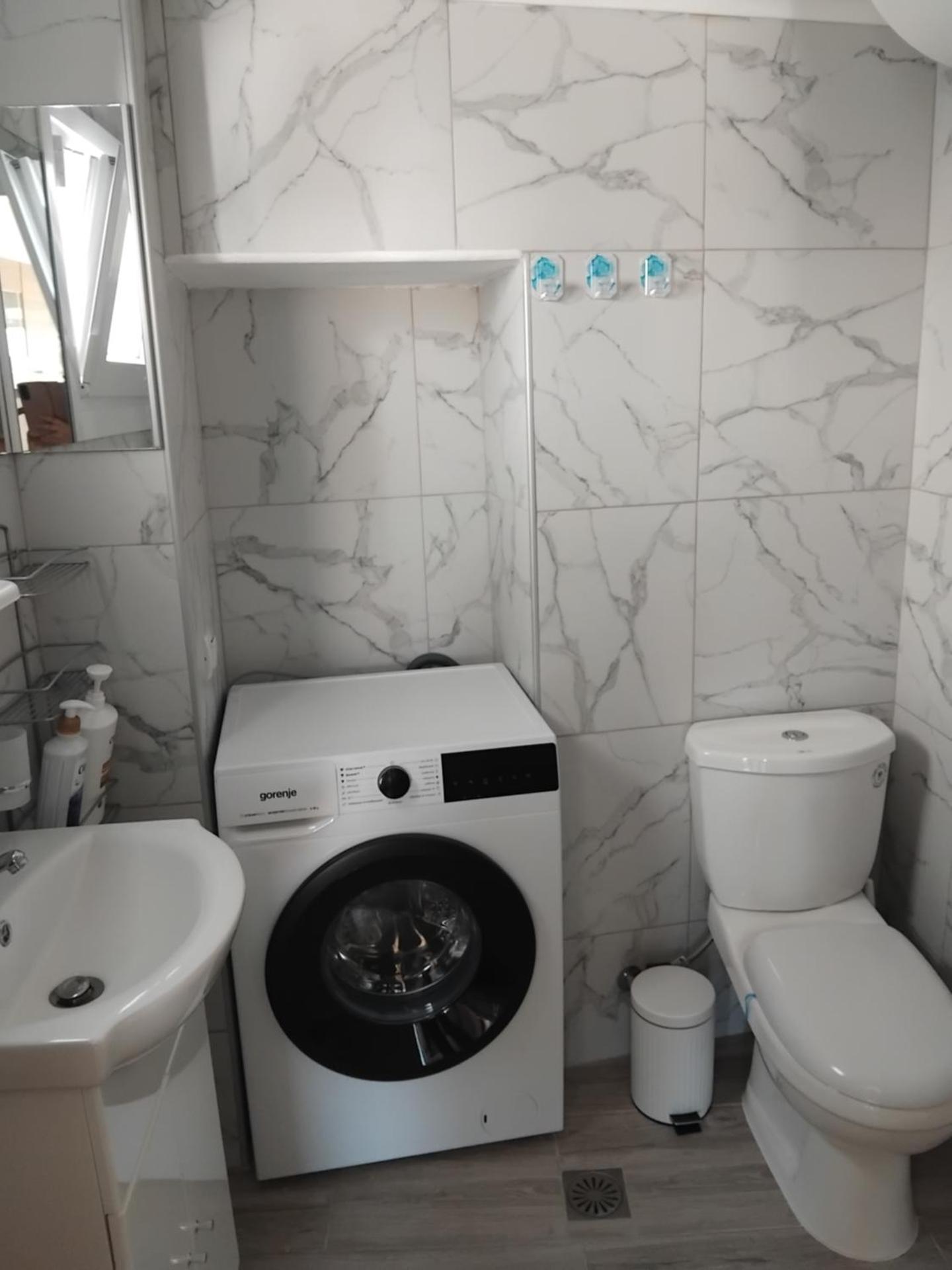 Rania's Seaview Corner