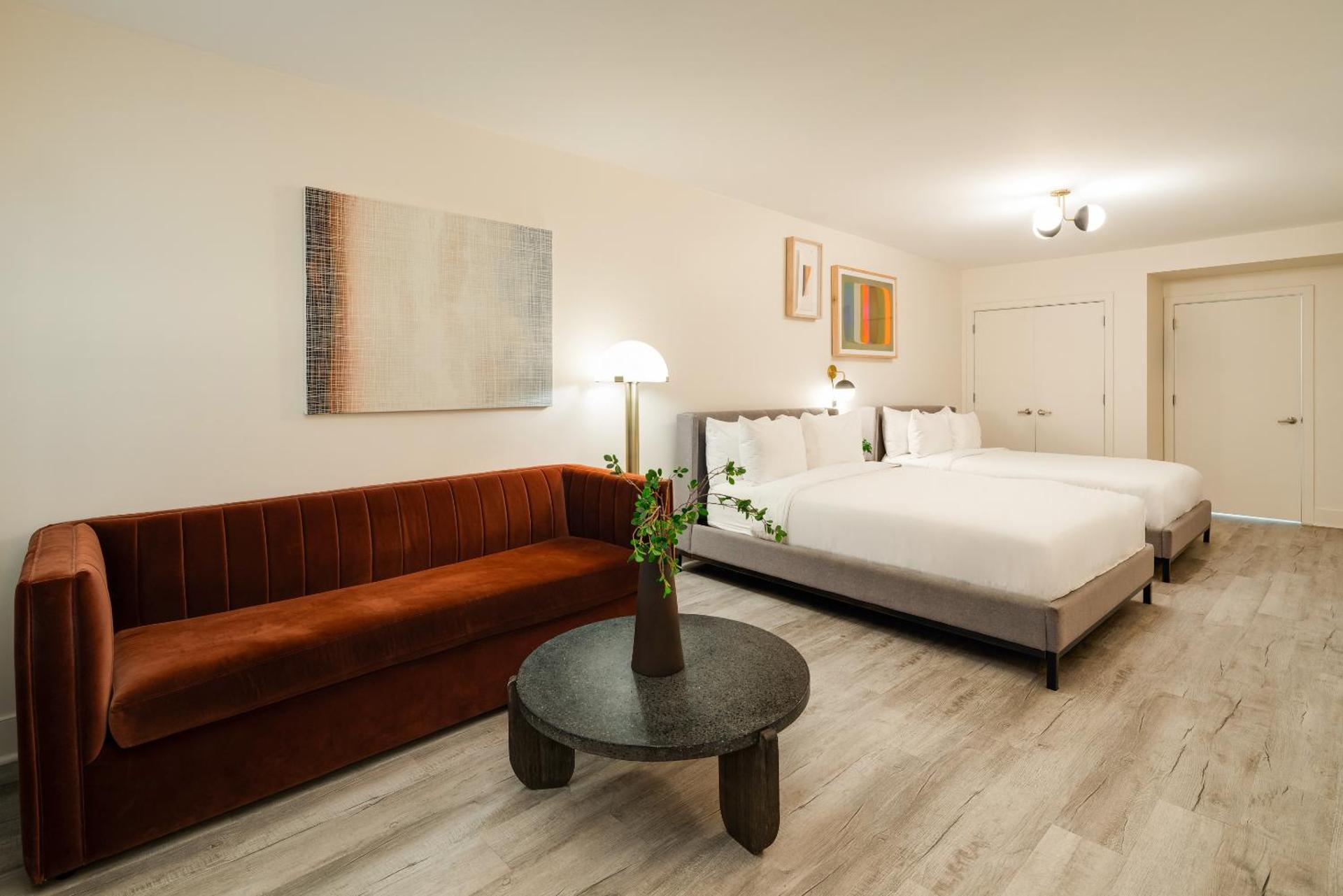 Photo of the whole room