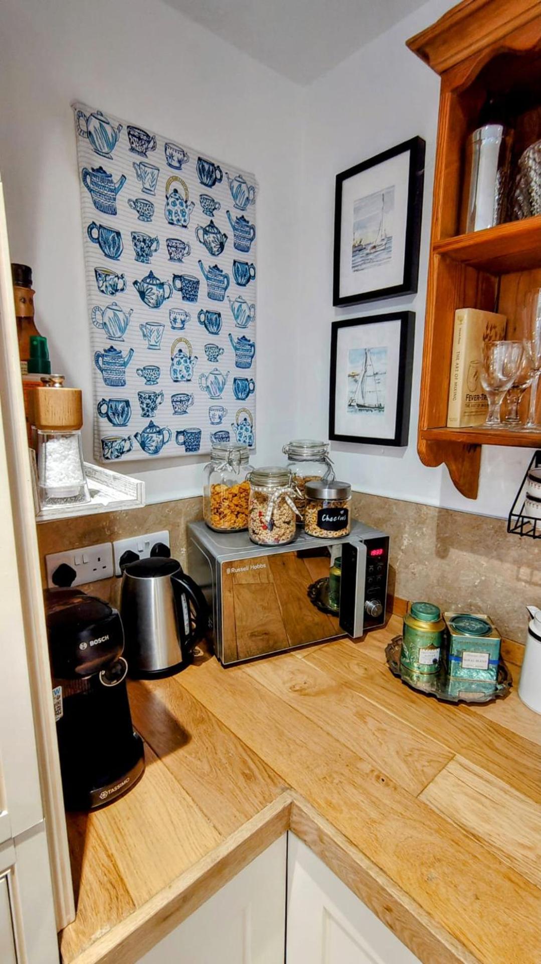 Coffee/tea facilities