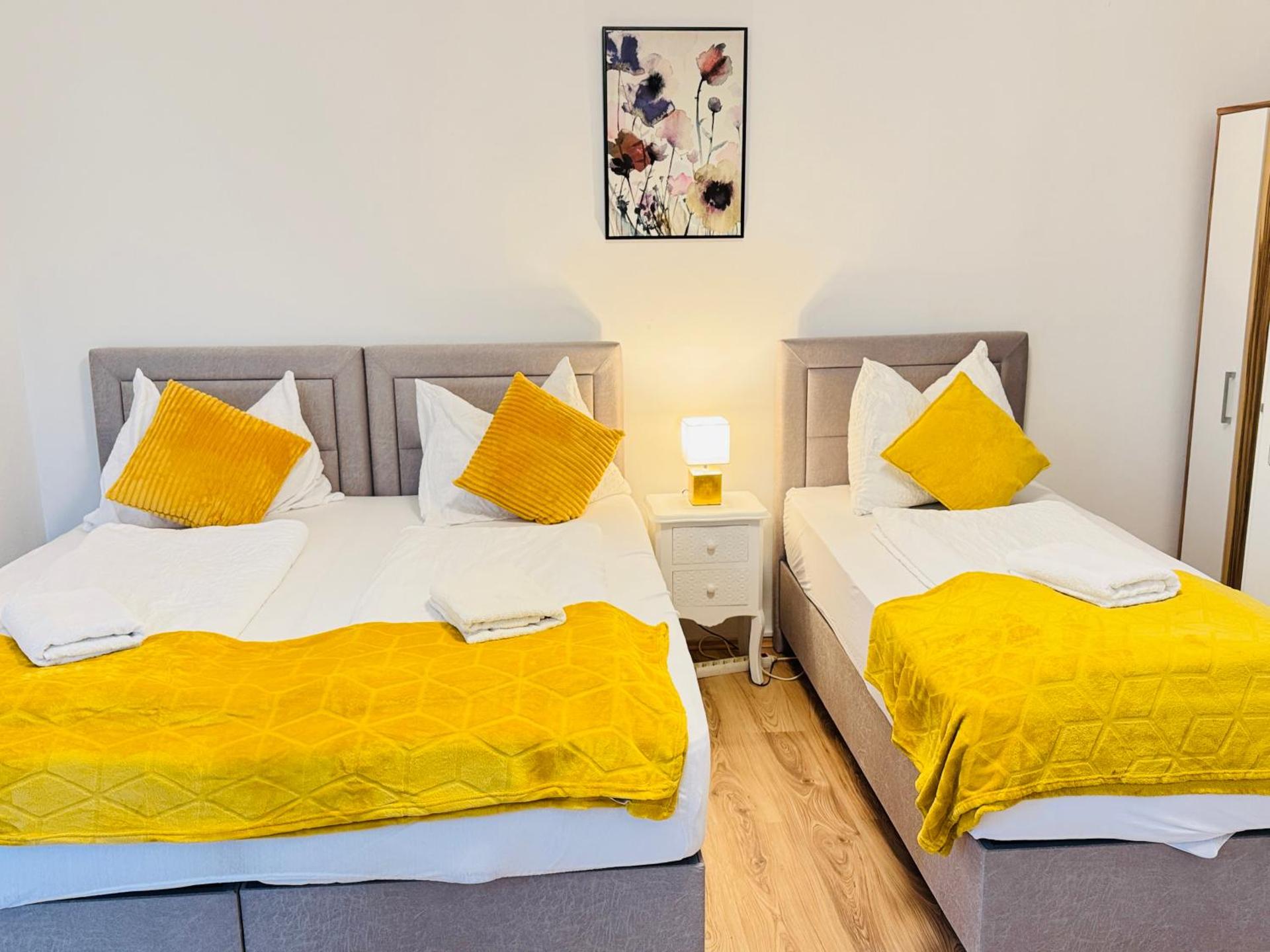 Casa Uno Family & Friends Stay