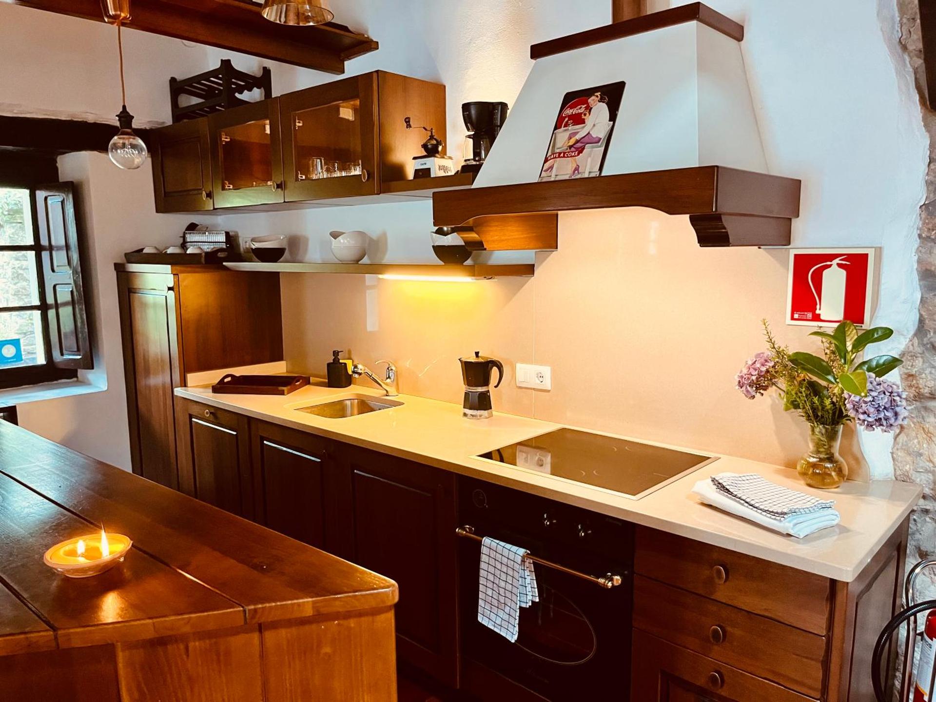 Kitchen or kitchenette