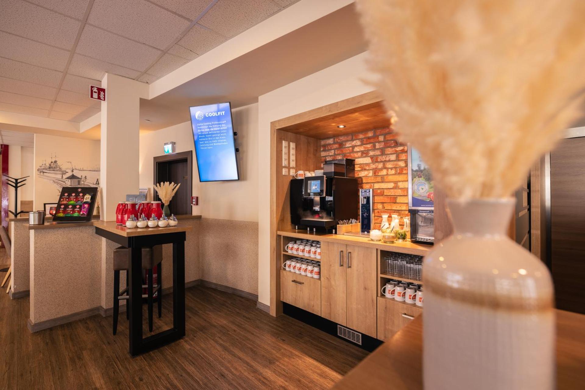 Coffee/tea facilities