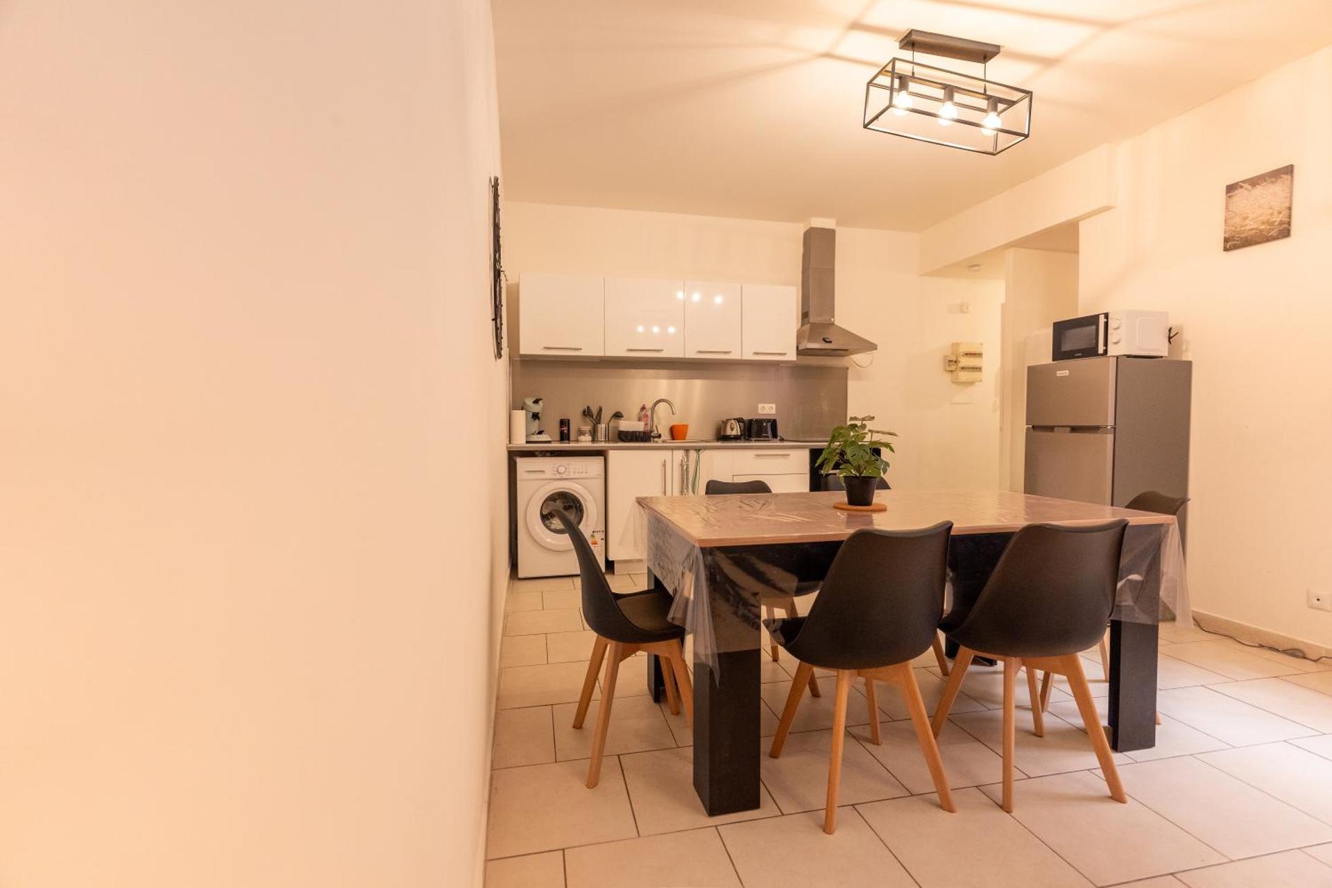 Appartement tout équipé au cœur de Beziers 6 à 8 couchages