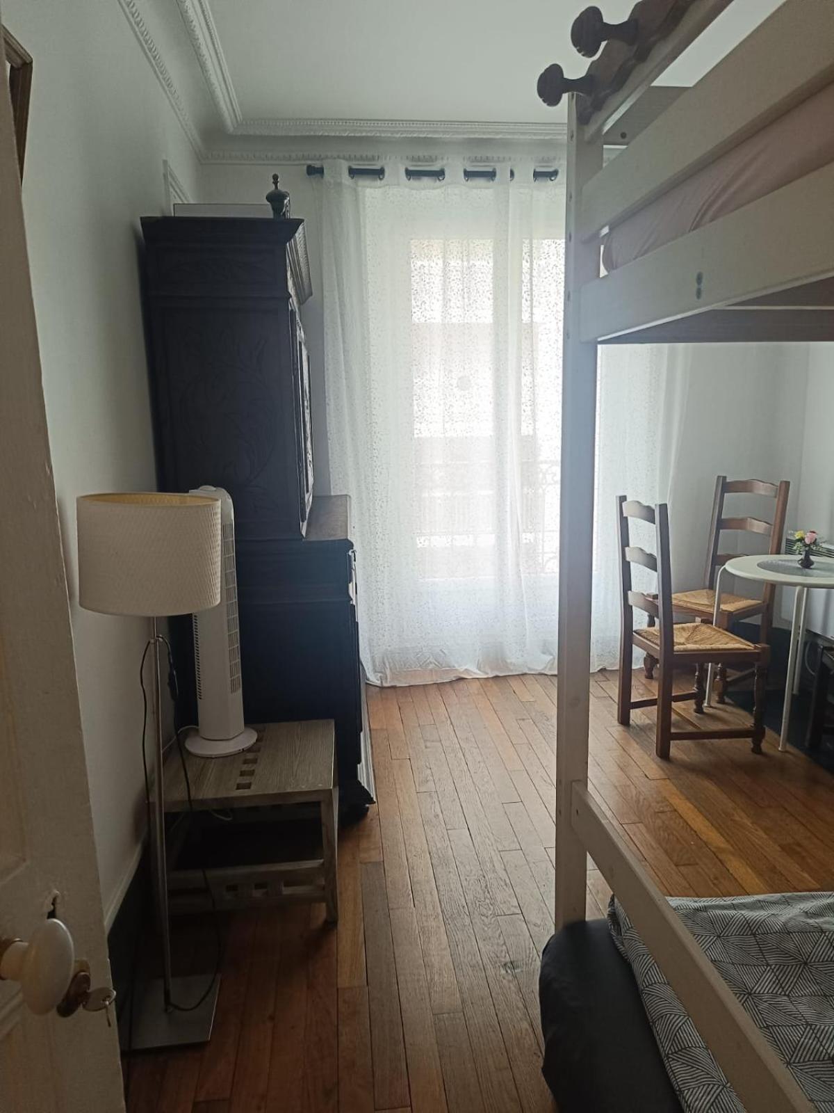 Chambres privées dans un appartement de 2 pièces à Paris 13e