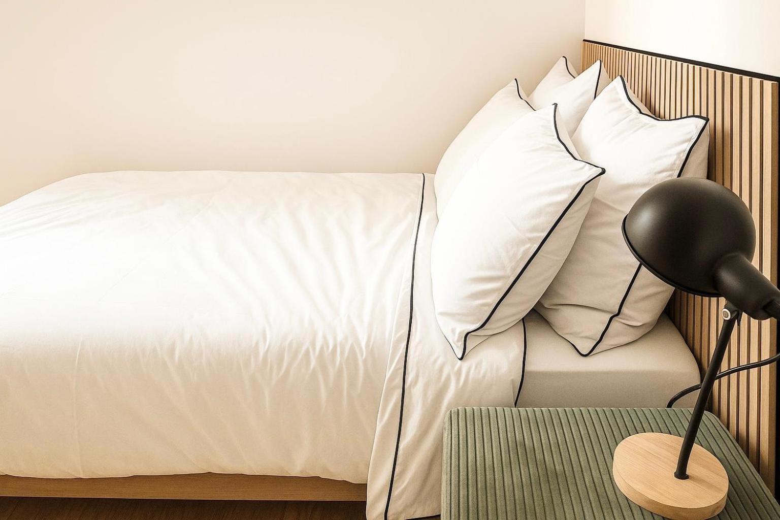 Arina & Julien Peronne Centre