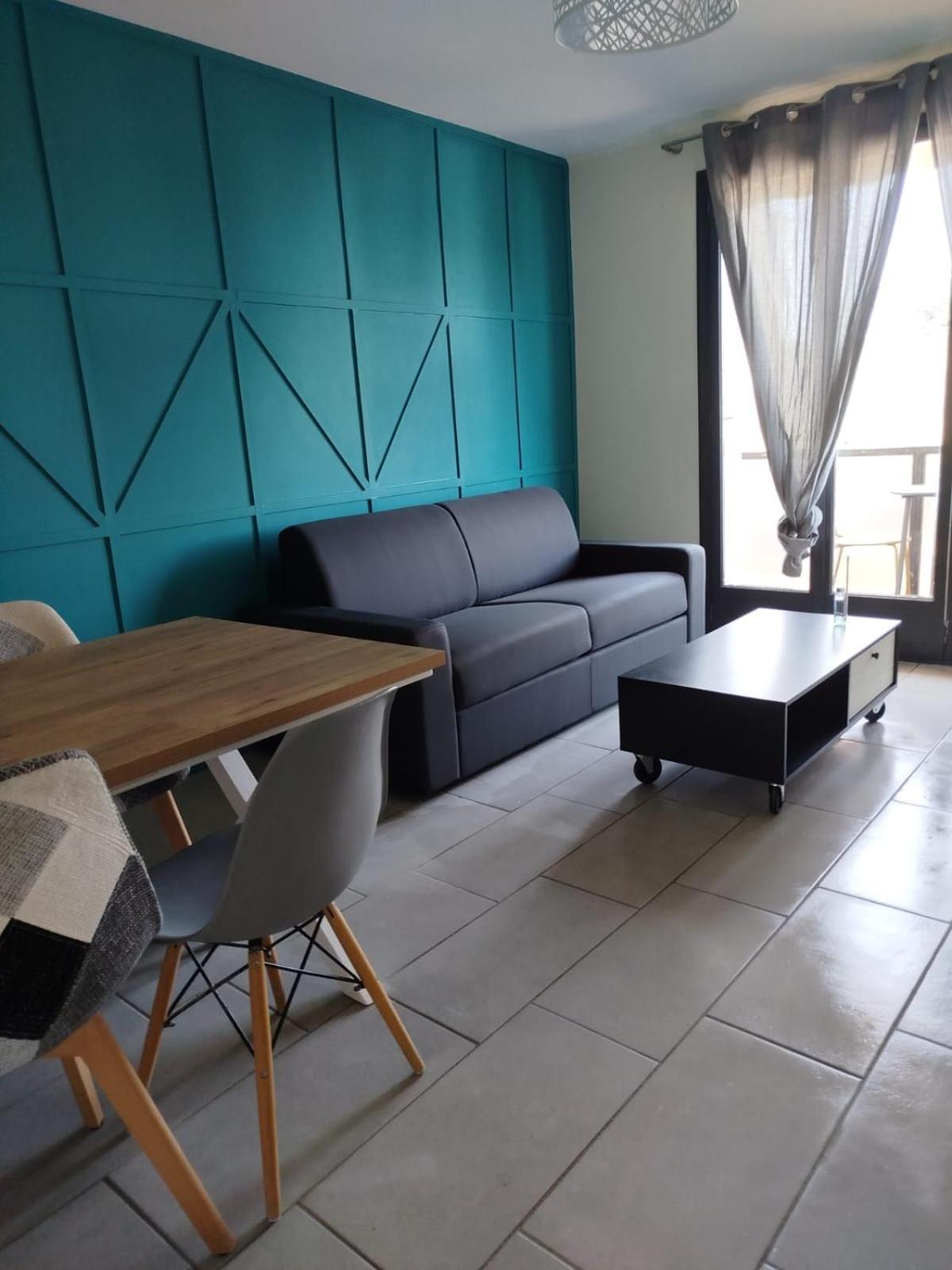 T2 moderne proche centre avec balcon et wifi