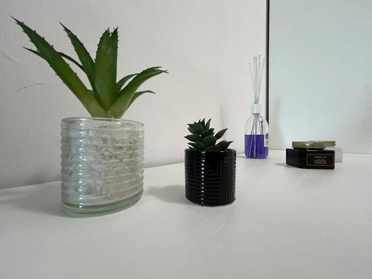 Metro Bengasi sotto casa, Turin top