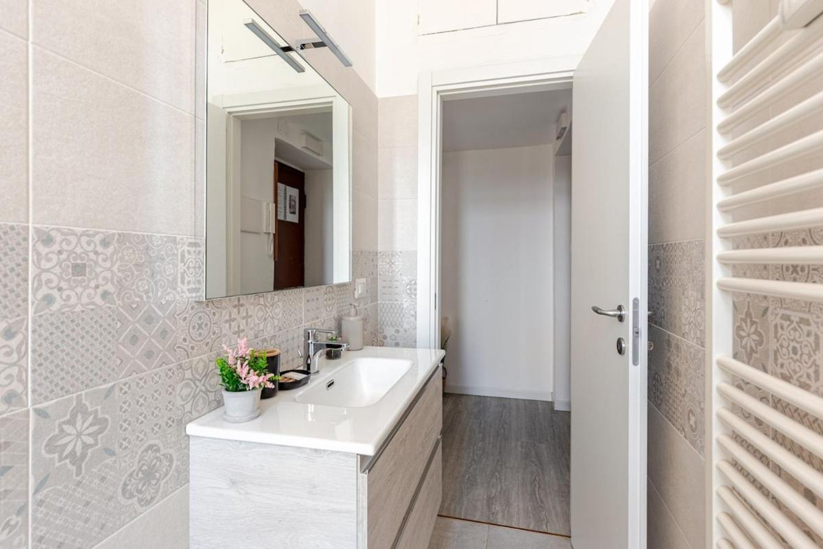 TOM&MARY APARTMENT 5 min METRO