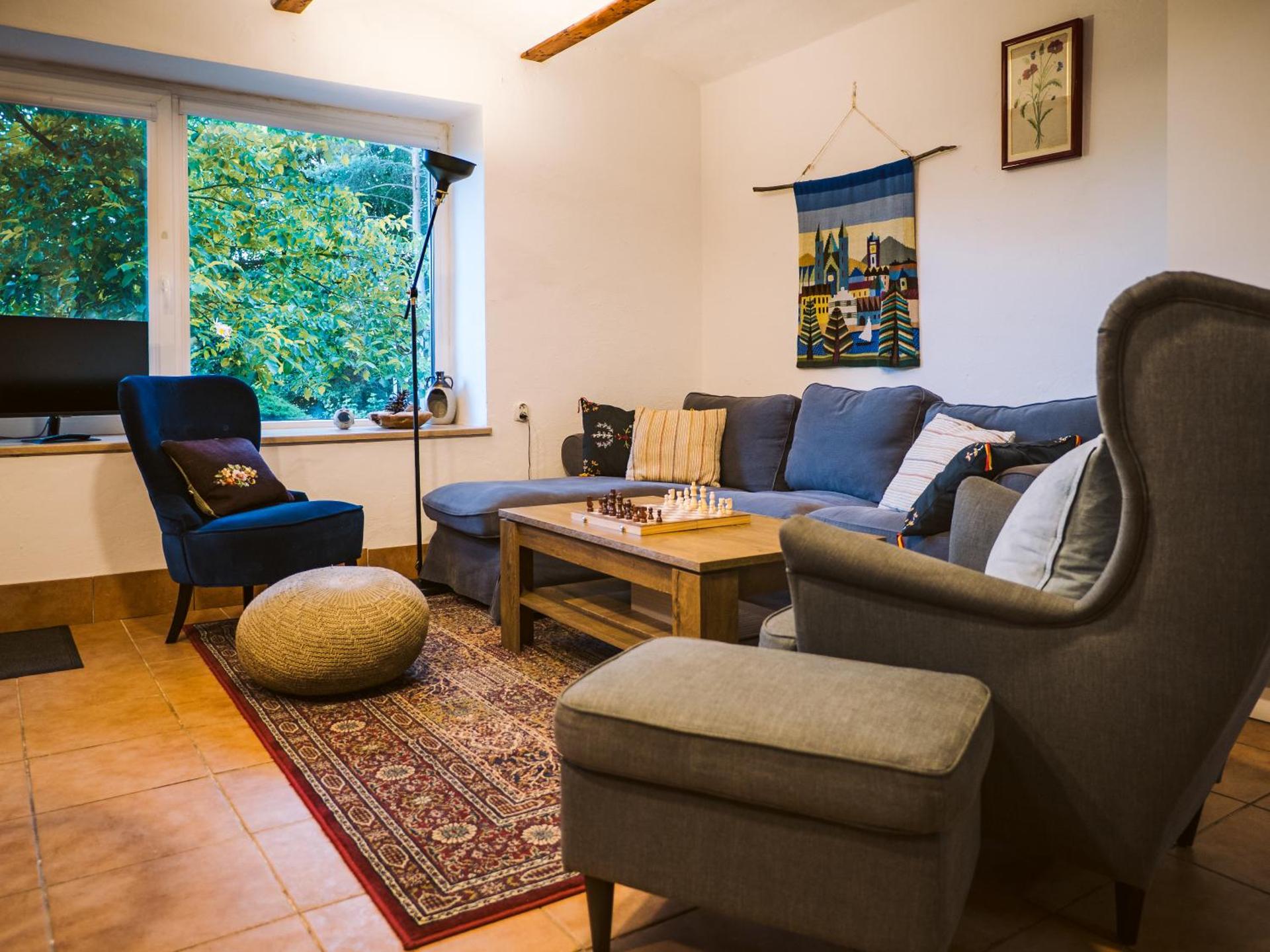 Terra Farma Cottage, cozy urban escapes here!