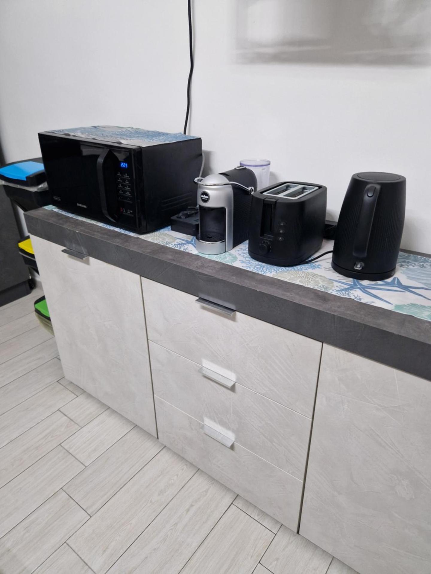 Coffee/tea facilities