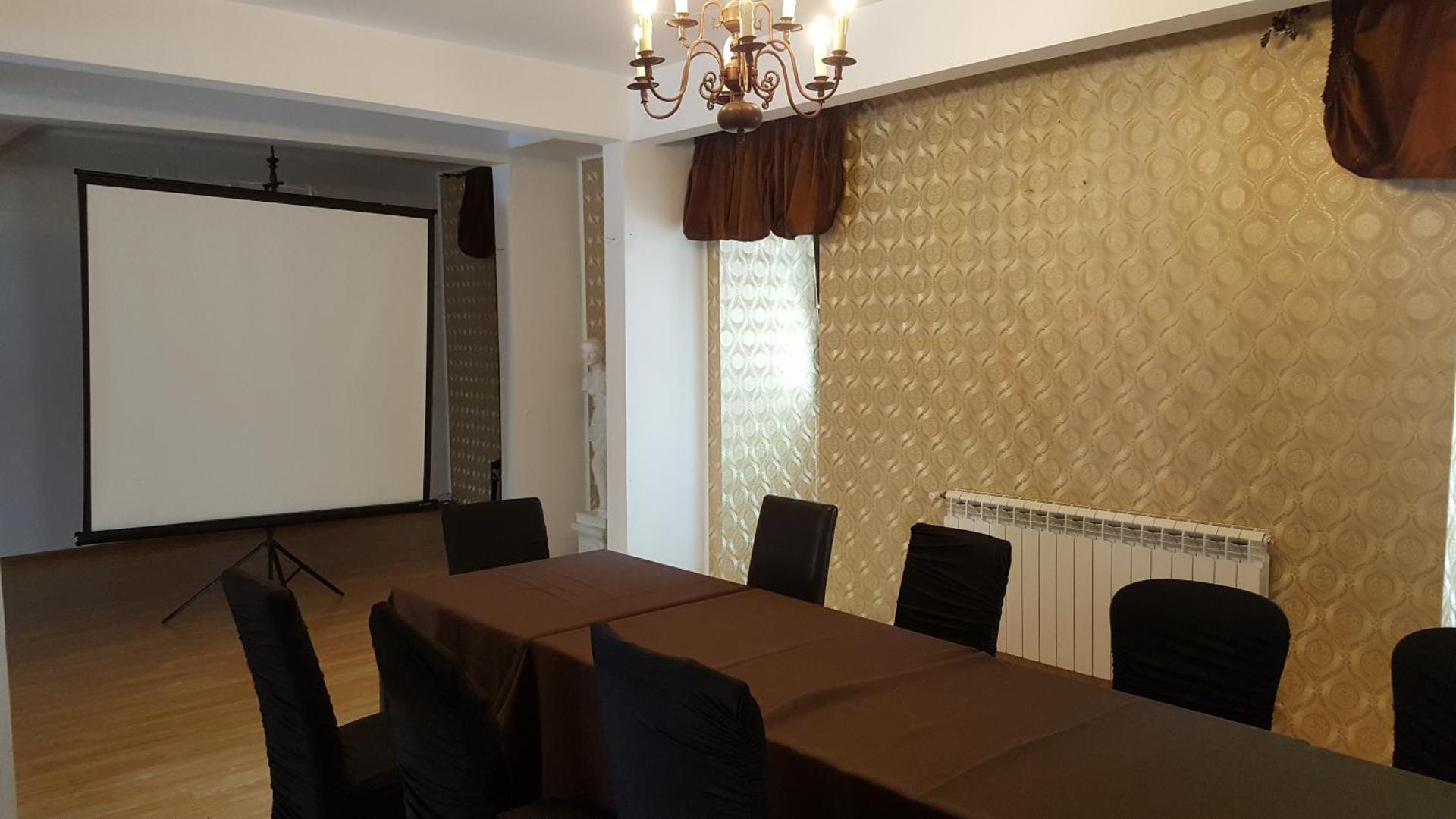 Meeting/conference room