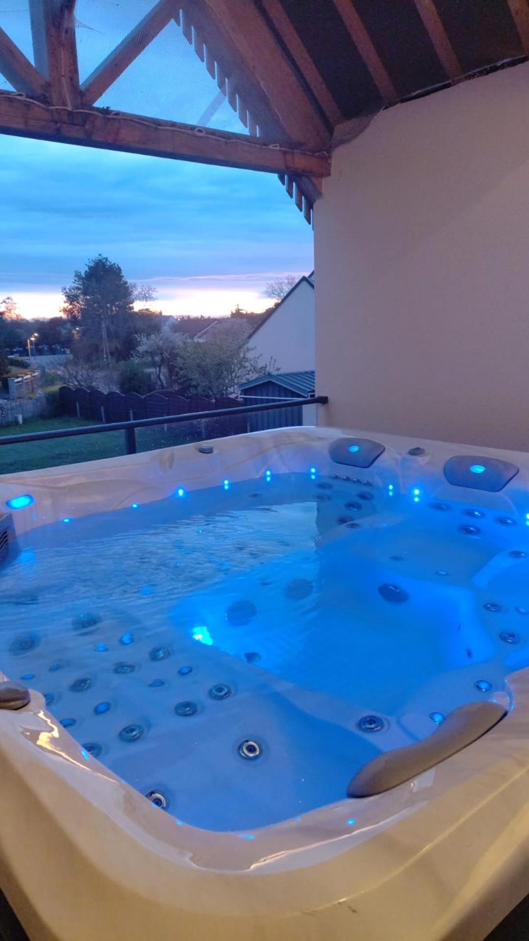 Villa Jacuzzi au pied de la Baie du Mont St Michel