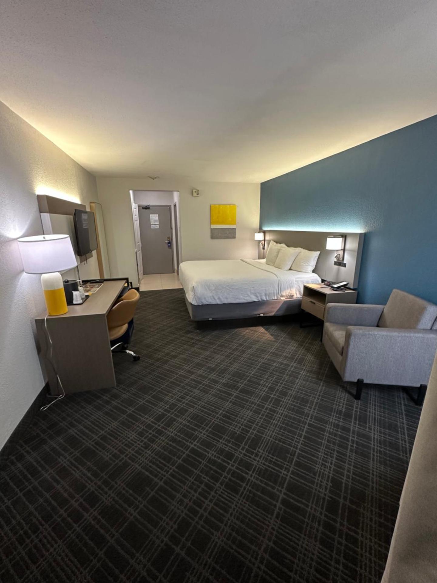 King Room - Accessible/Non-Smoking