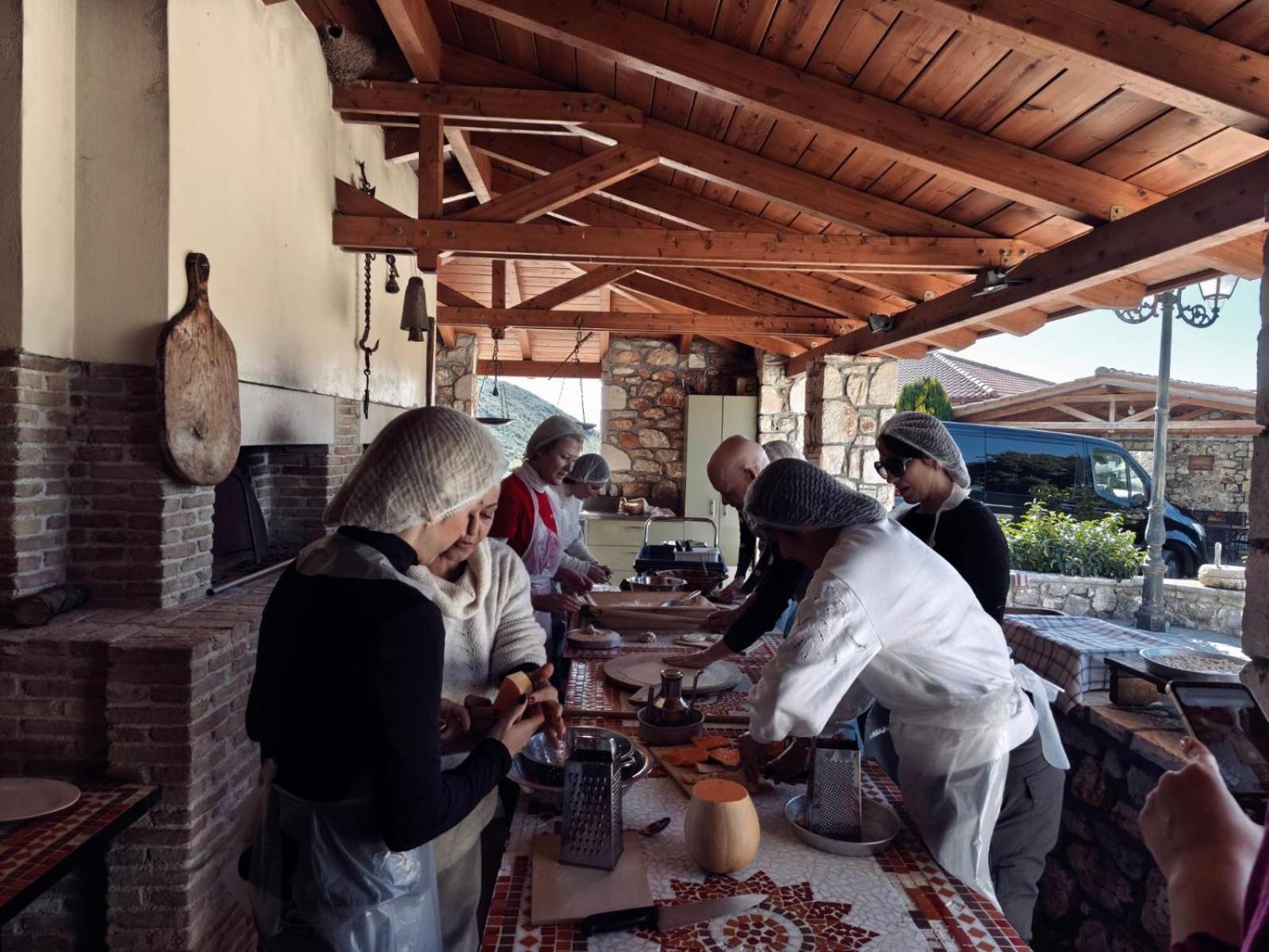 Arcadianis lakeview villa at Psari Arcadias