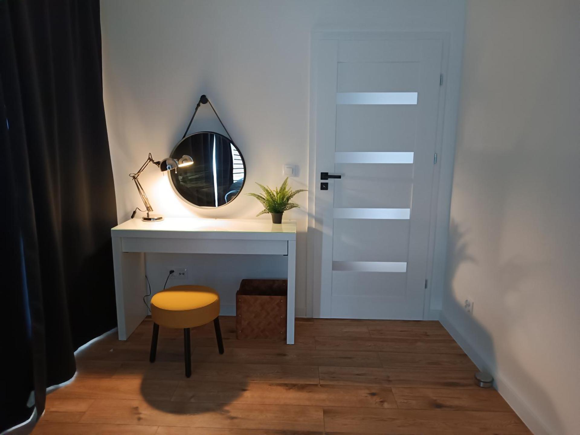 Słoneczny Zakątek b