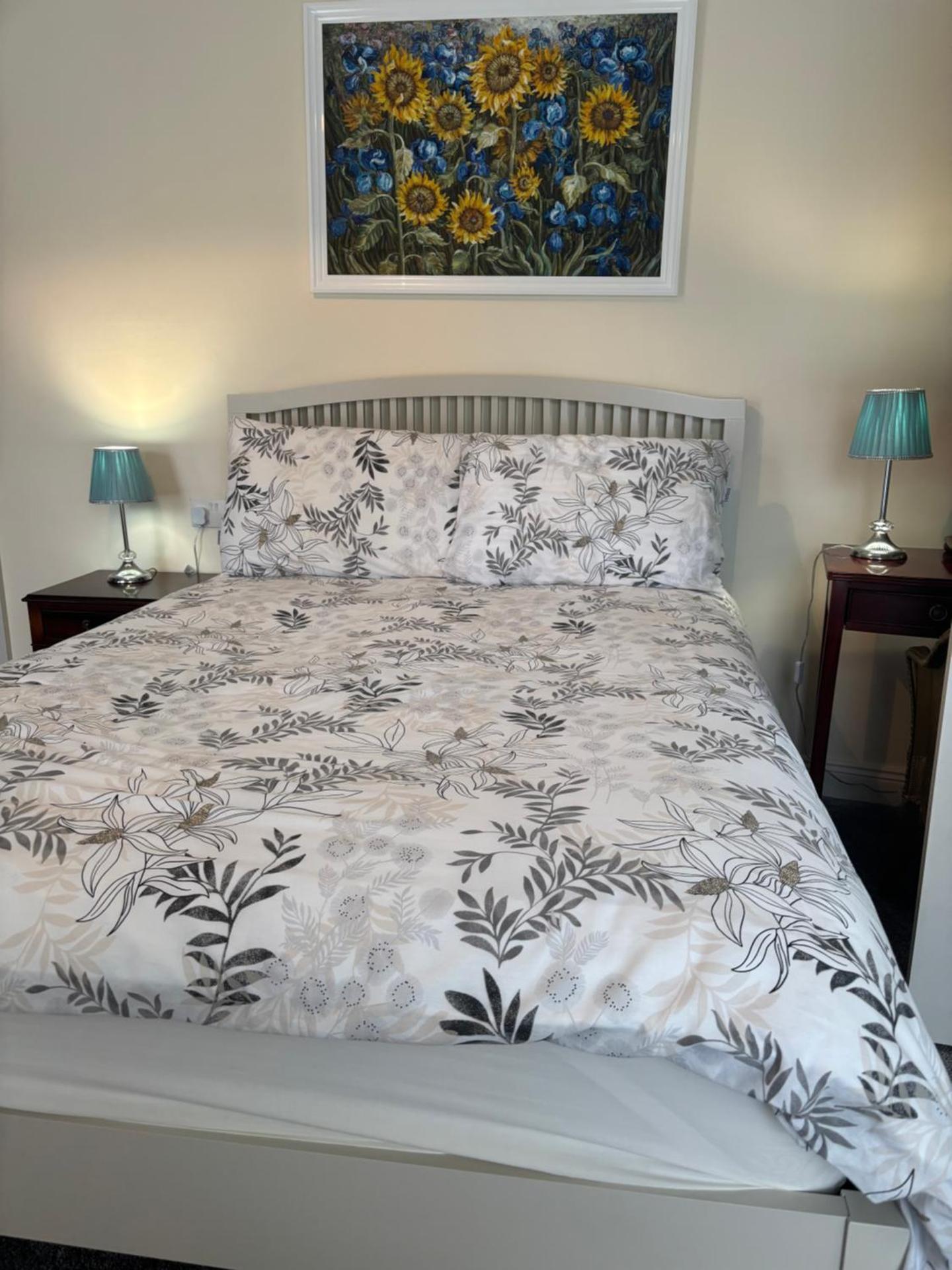 Carrick - Town Centre Apartment