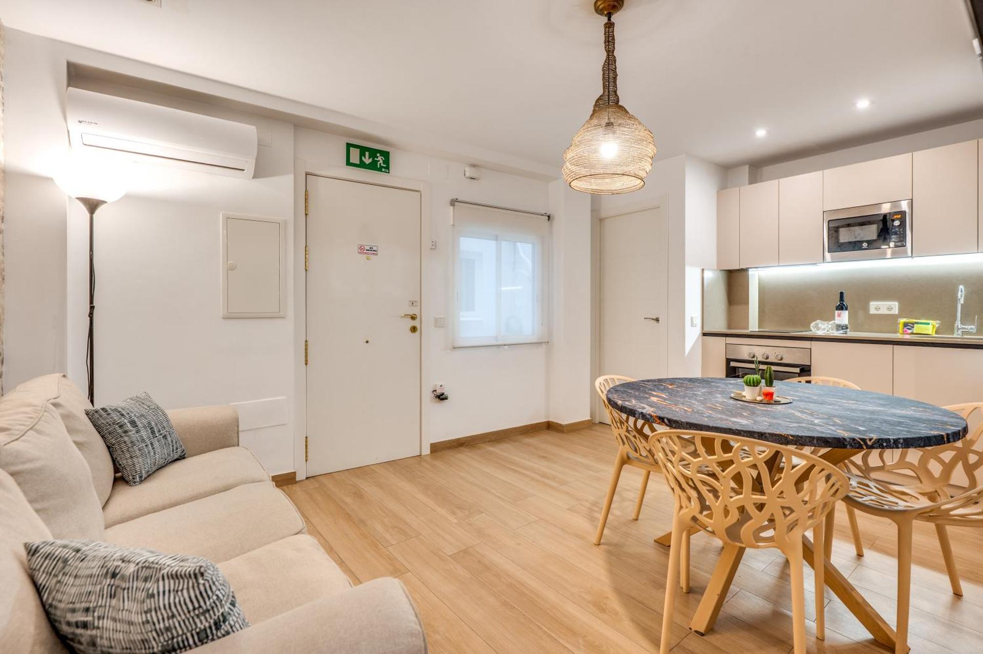 Charming Apartment in Heart of Malaga