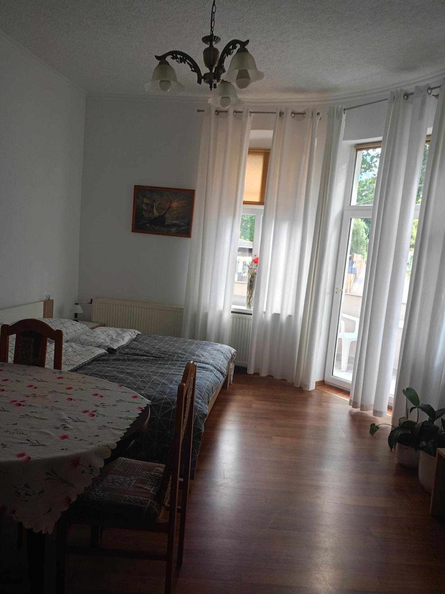 Kamienica z Balkonem - pokoje gościnne