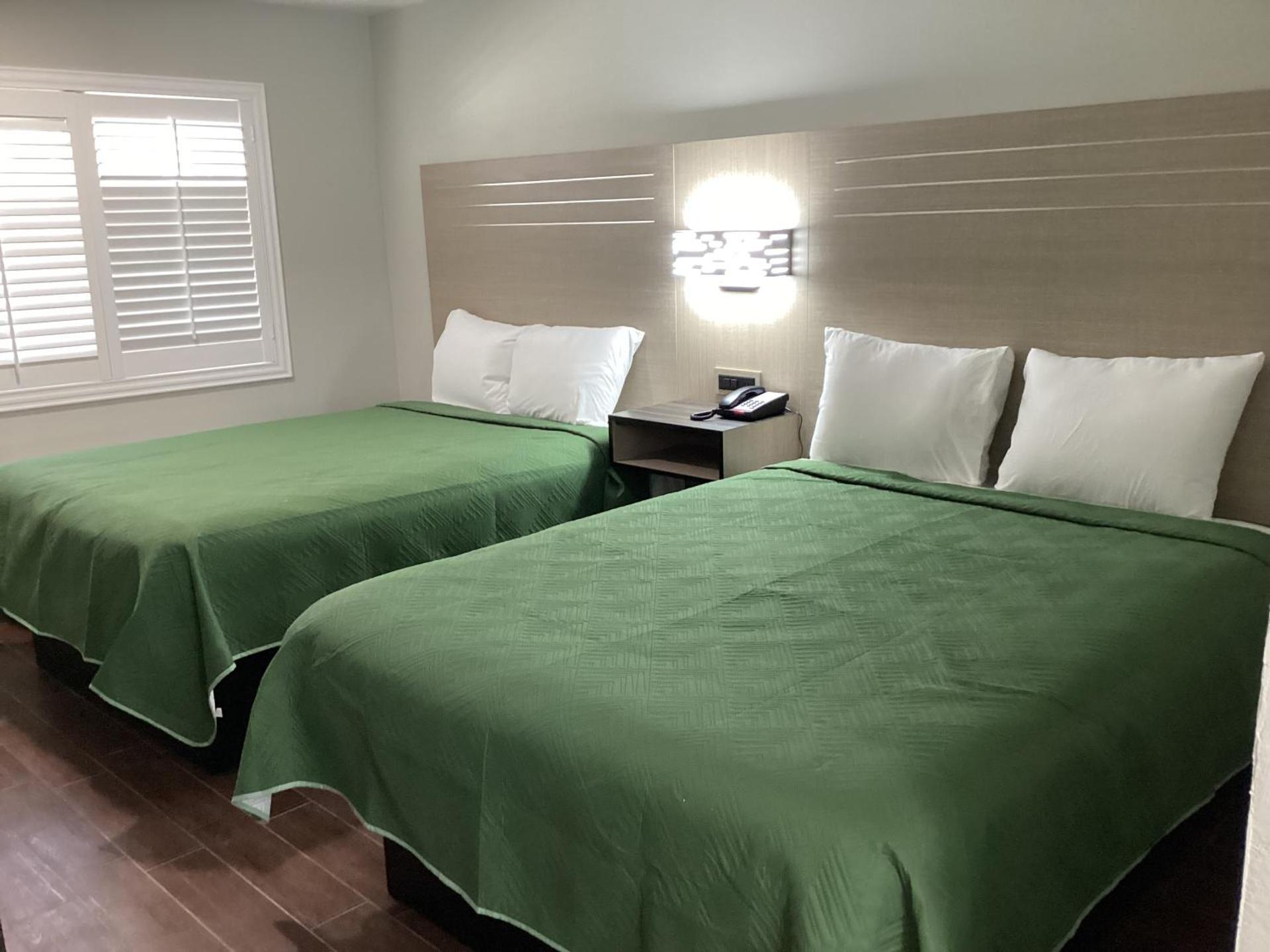 Mayfair Inn Onratio Airport & Convention Center