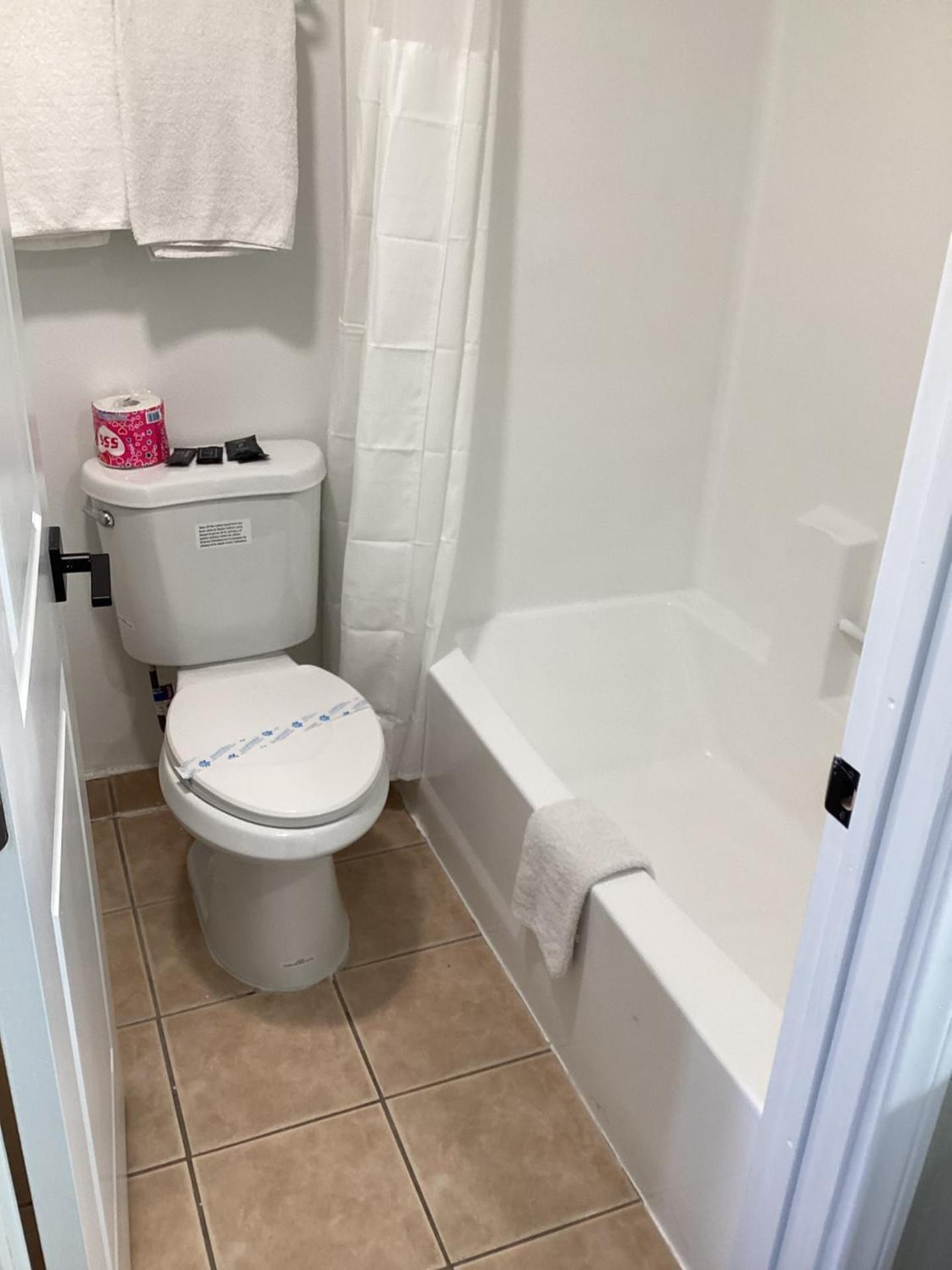 Mayfair Inn Onratio Airport & Convention Center