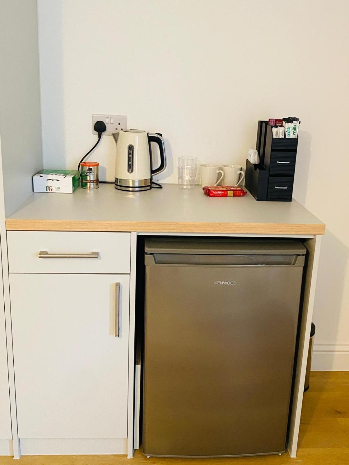 Coffee/tea facilities