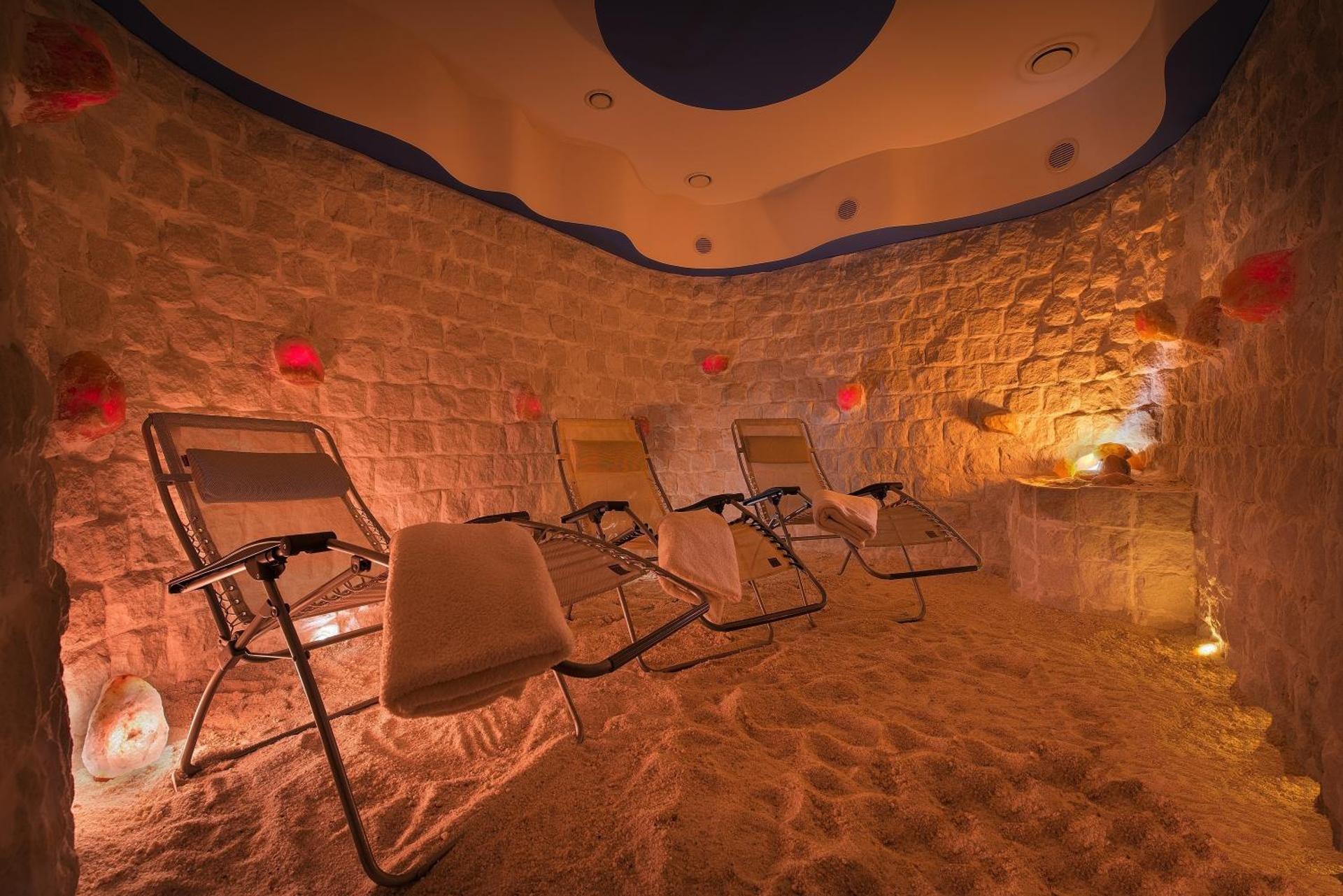 Spa and wellness centre/facilities