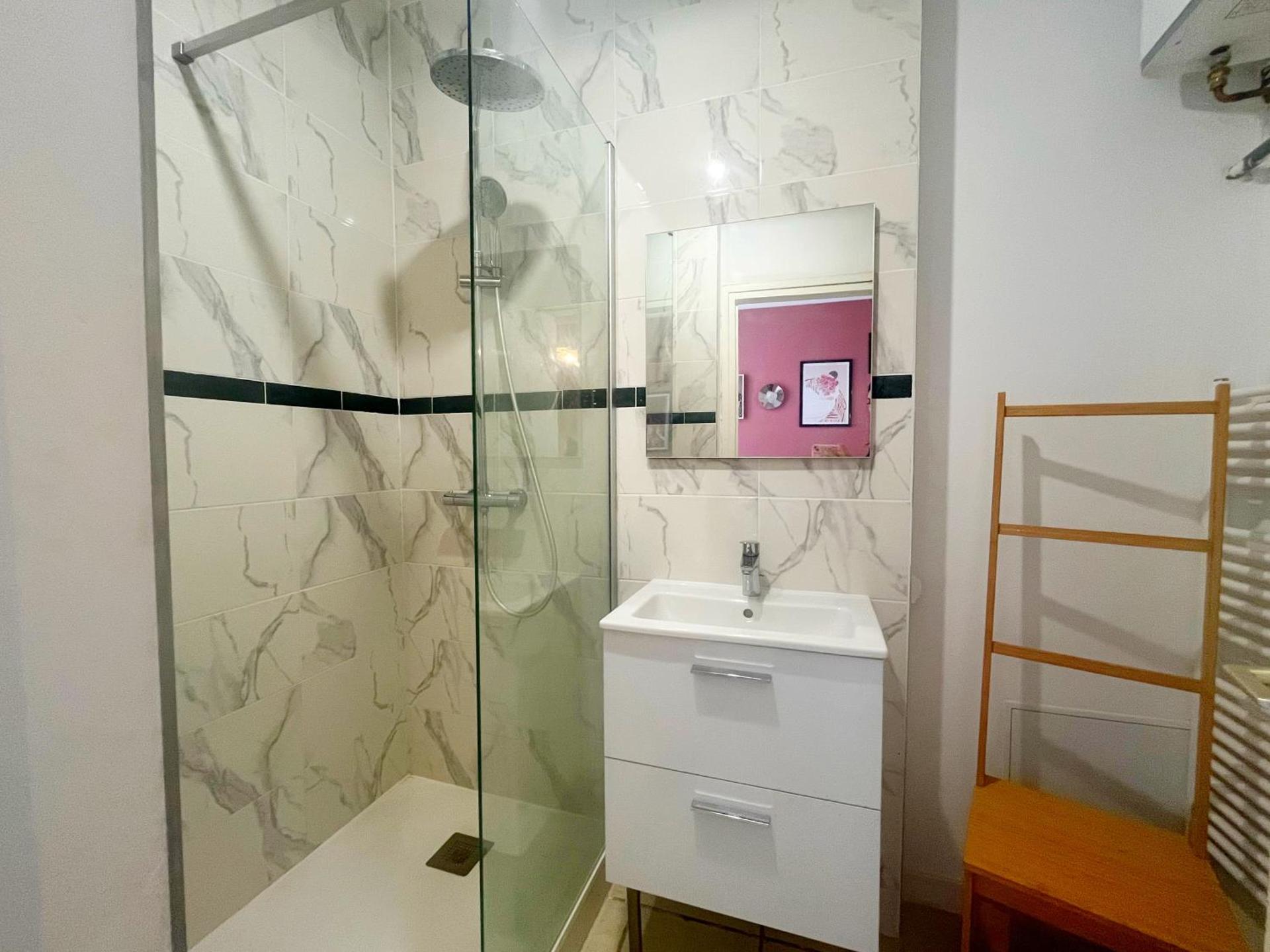 Willy - appartement 4 personnes check in h24 - wifi