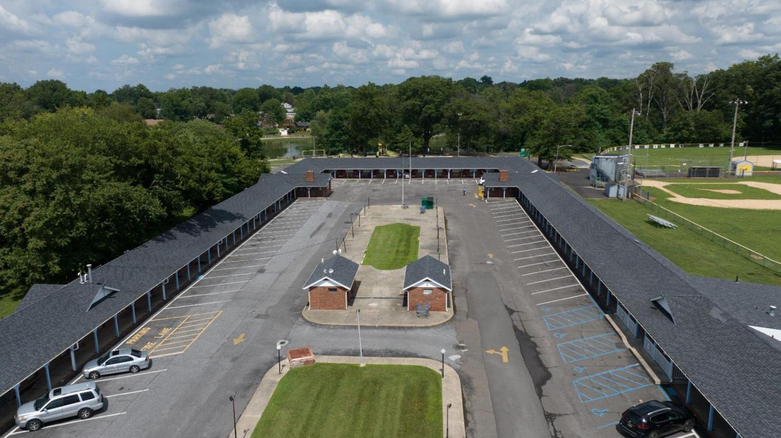 Budget Inn and Suites Mount Ephraim