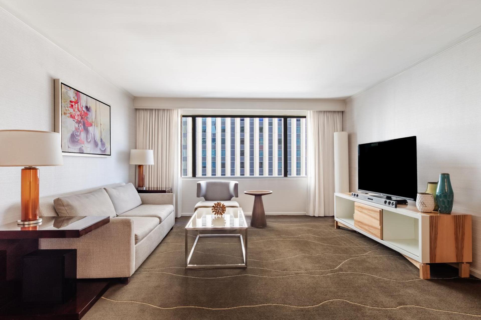 Communal lounge/ TV room