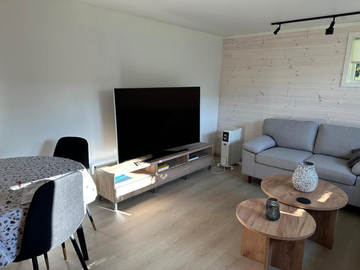 Bright and cozy apartment on Tau