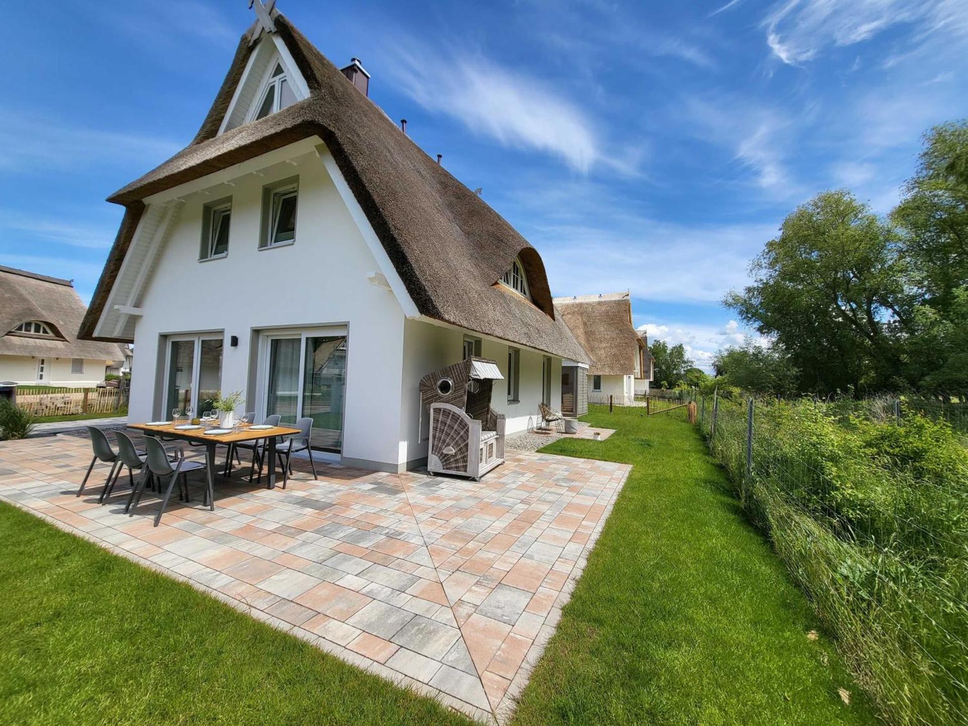 Haus "Hygge" mit Kamin, Sauna, Whirpool, Garten OFC 19