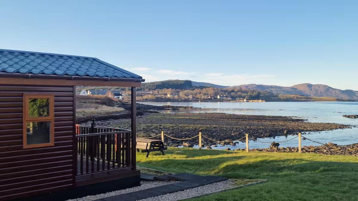 MacKenzies Bothy - SeaFront Cabin
