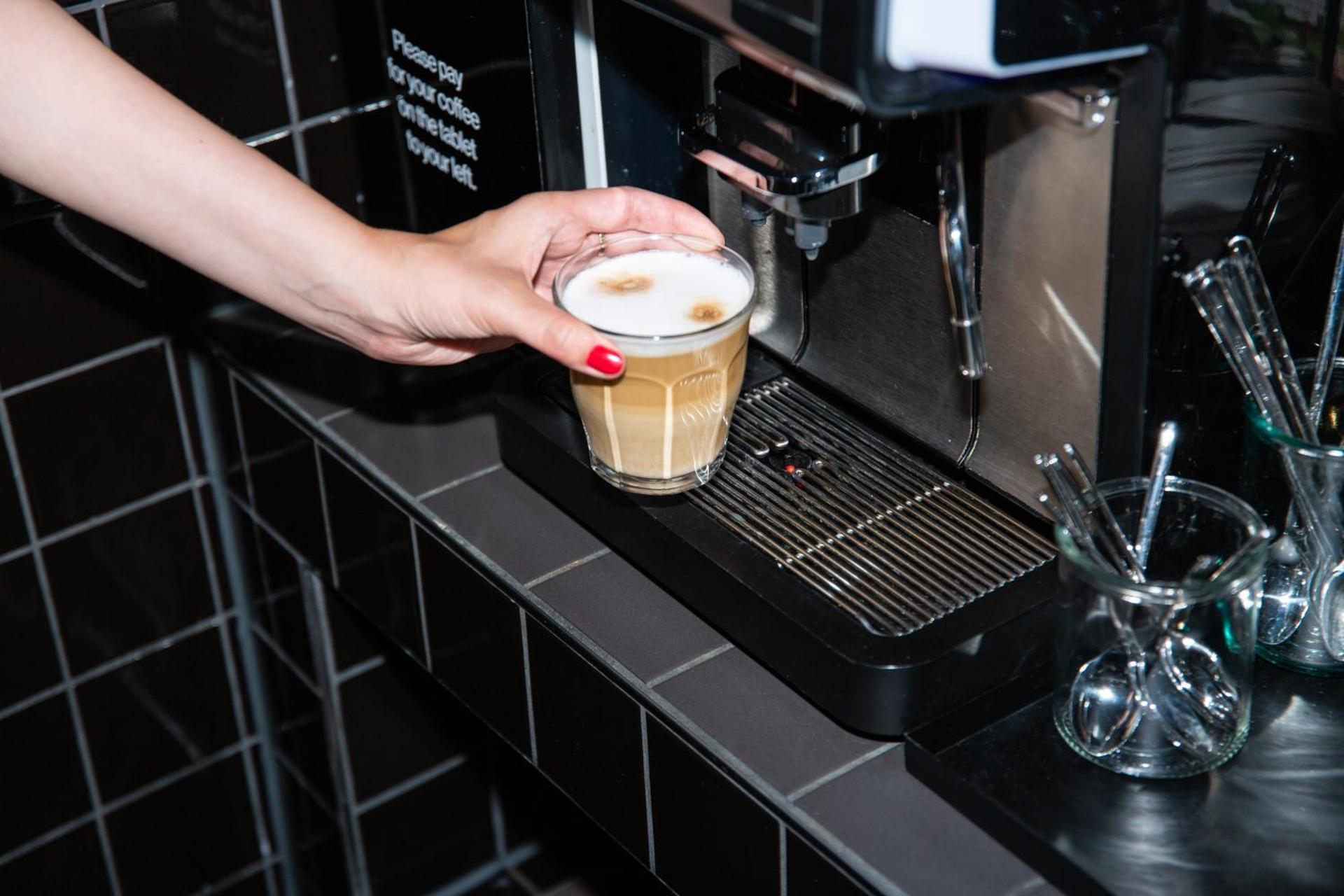 Coffee/tea facilities