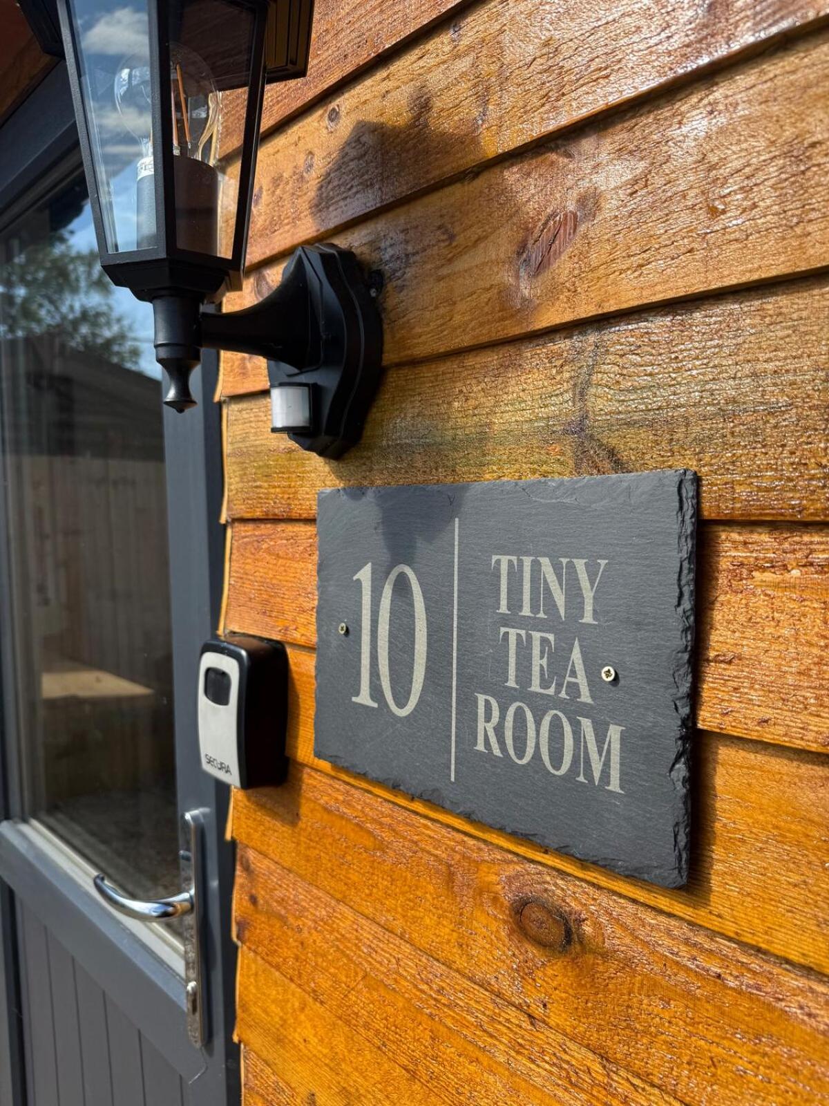 The Tiny Tea Room