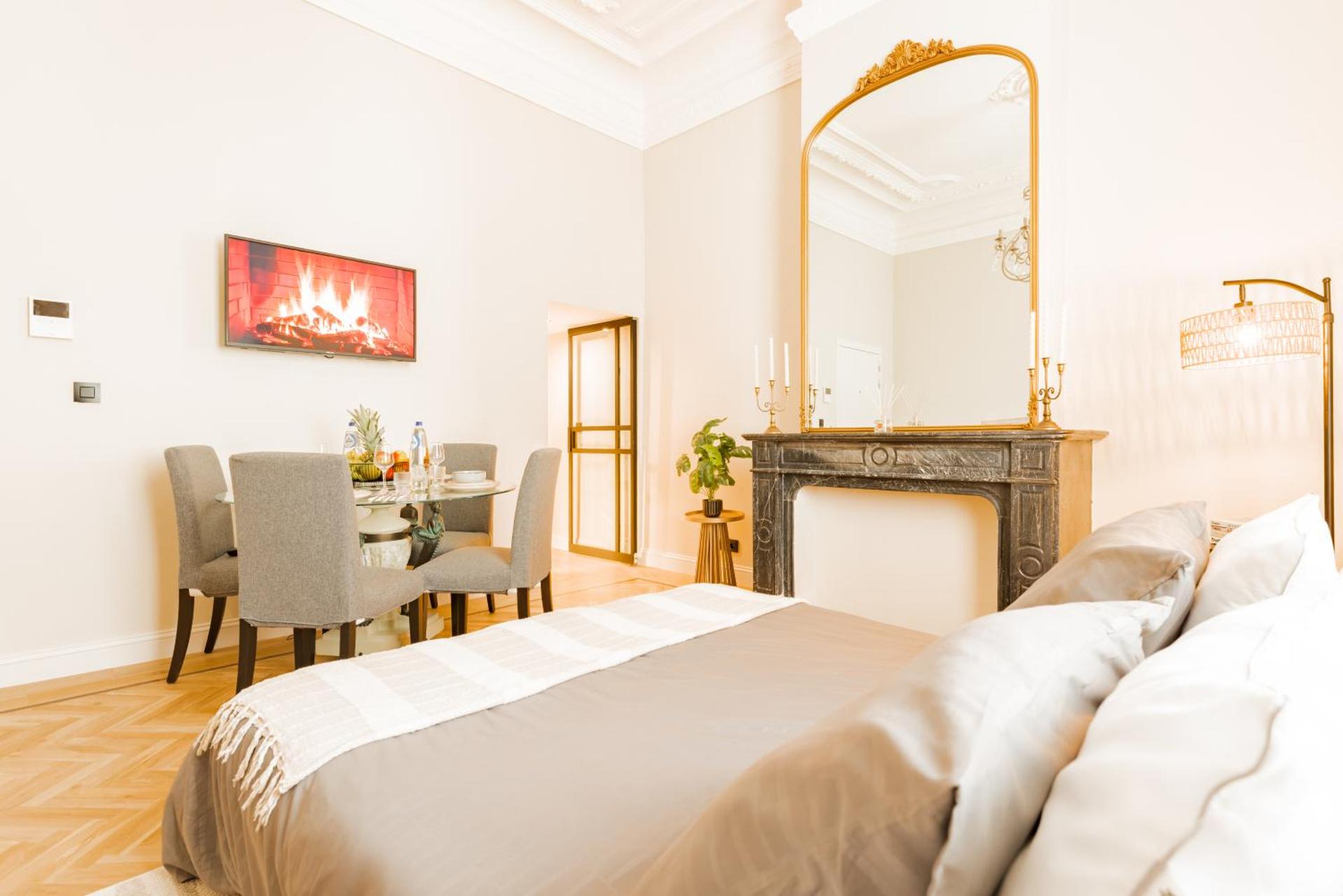 Elégance du Quartier Européen Parking gratuit