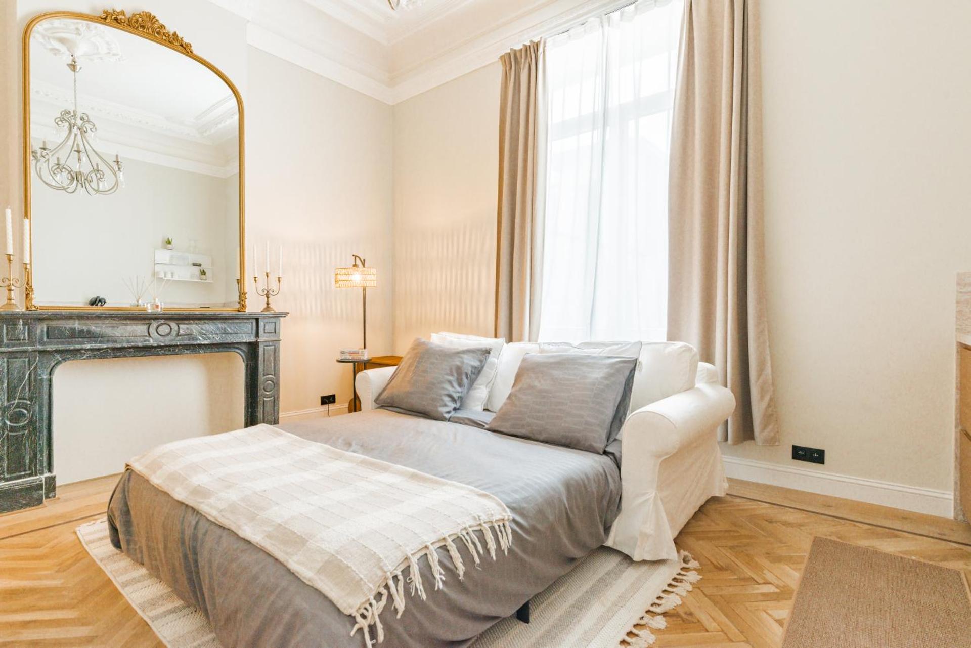 Elégance du Quartier Européen Parking gratuit