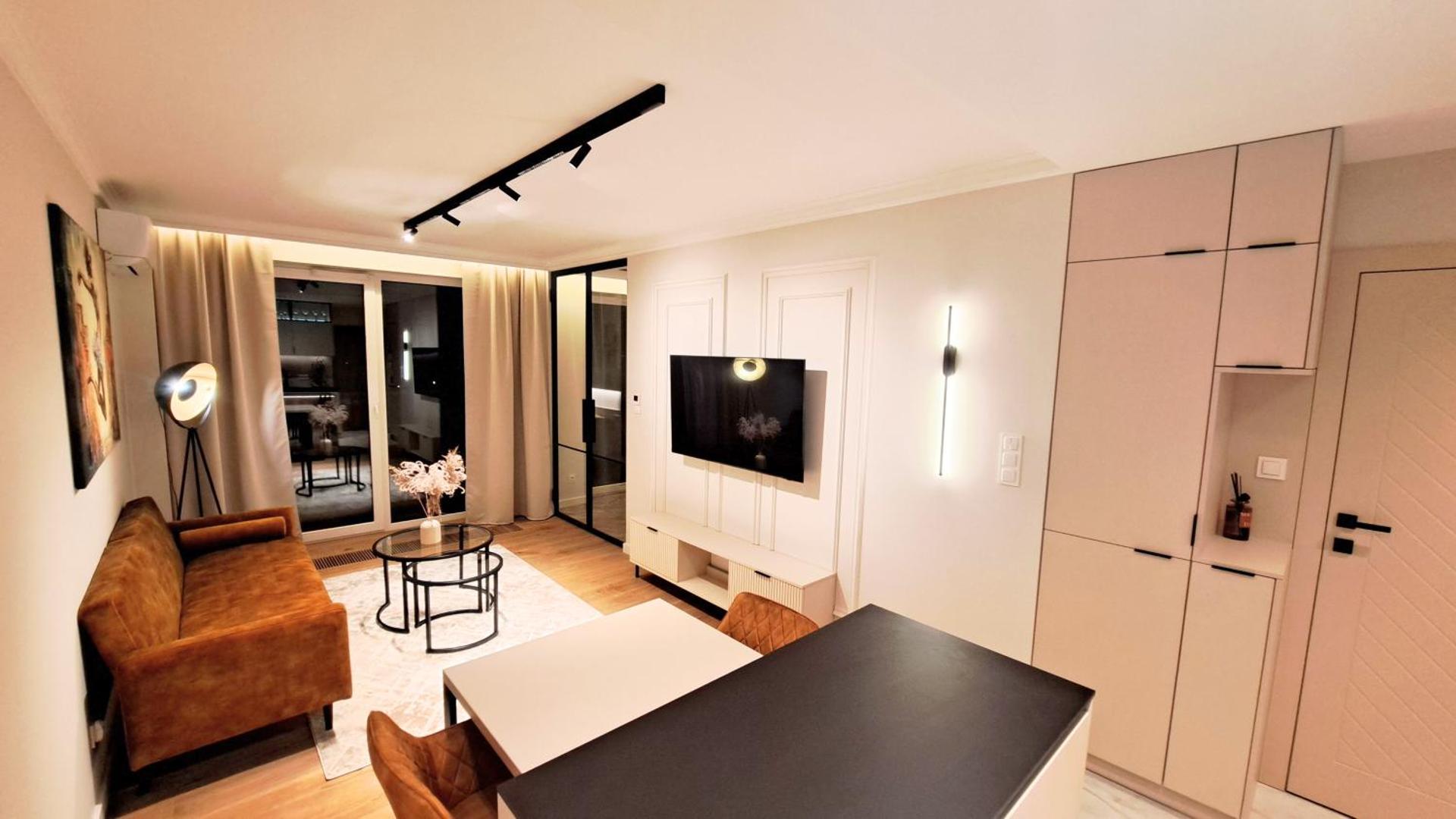 9th Floor Apartament 95 - obok galerii echo