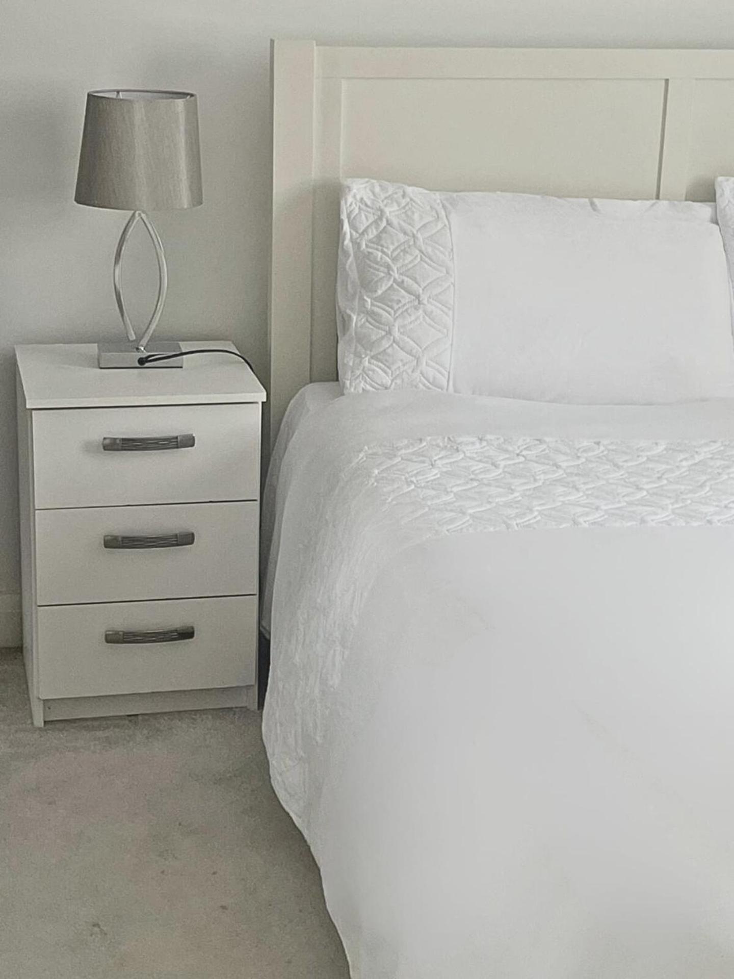 Luxury Home -Private Rooms- 3 mins from Alexandra Hospital, Redditch