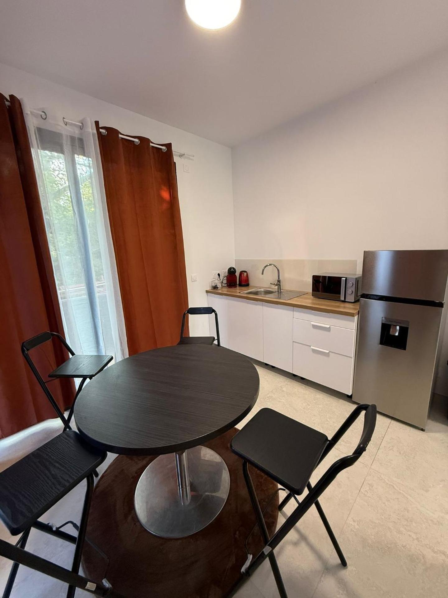 EXCEPTIONNEL Studio VERSAILLES