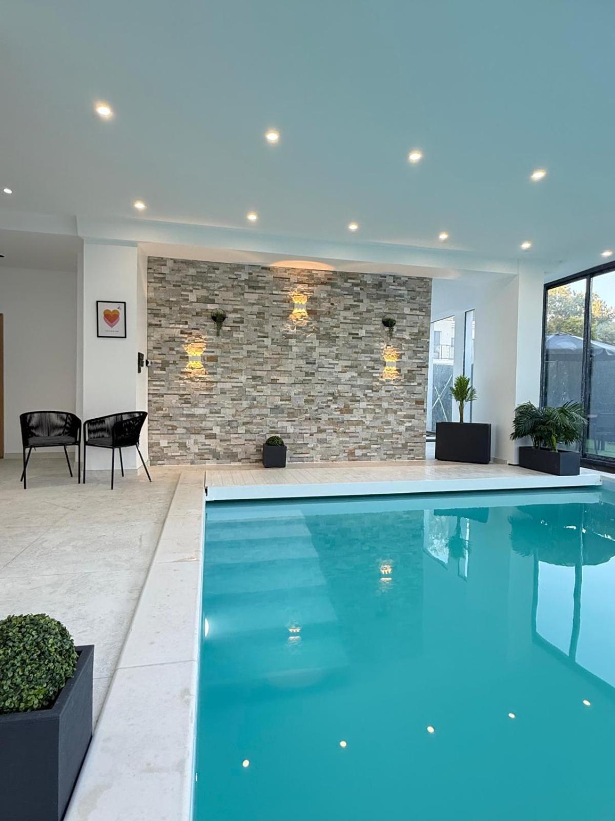 EXCEPTIONNEL Studio VERSAILLES