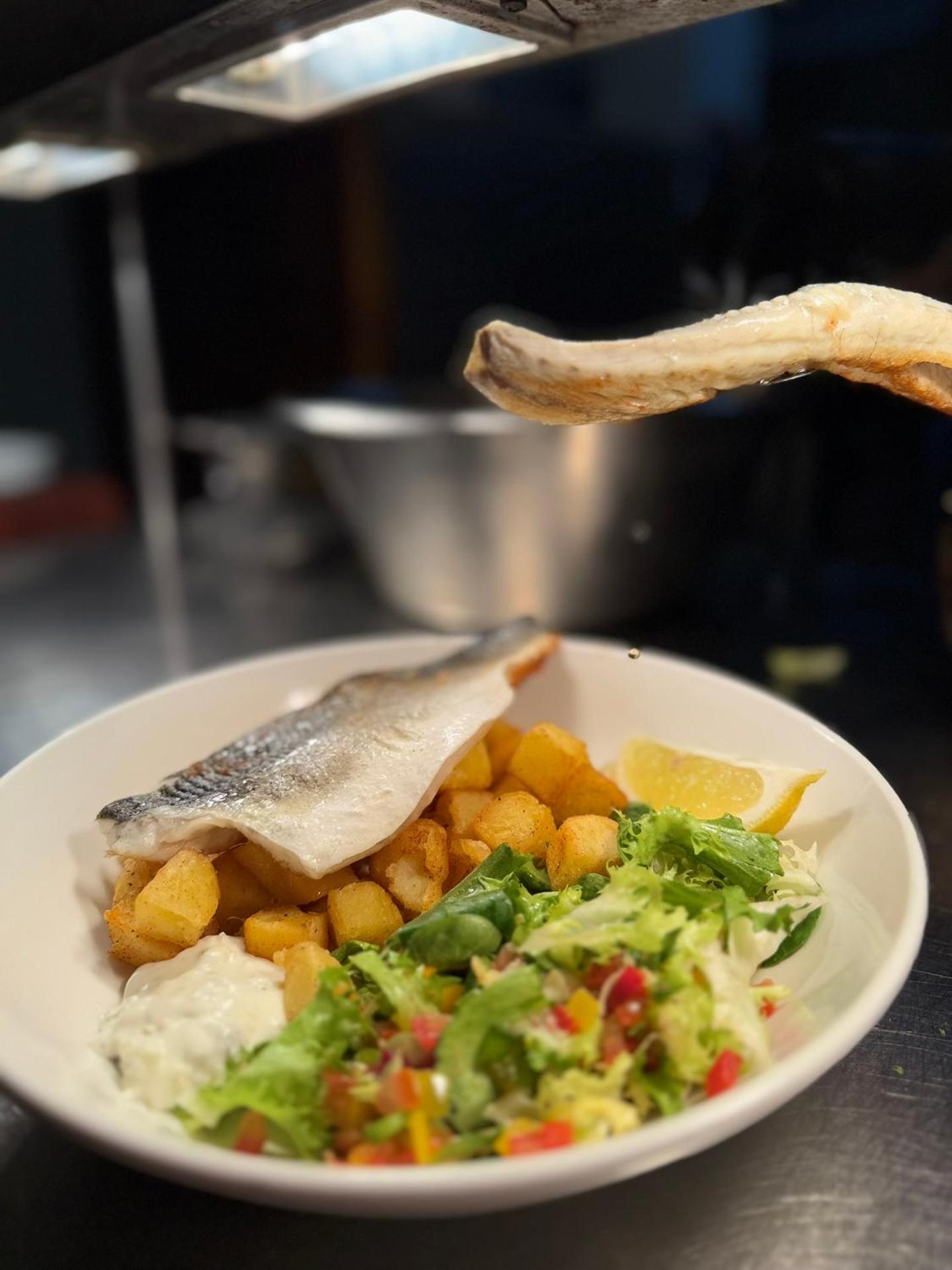 Sids restaurant and bar with rooms