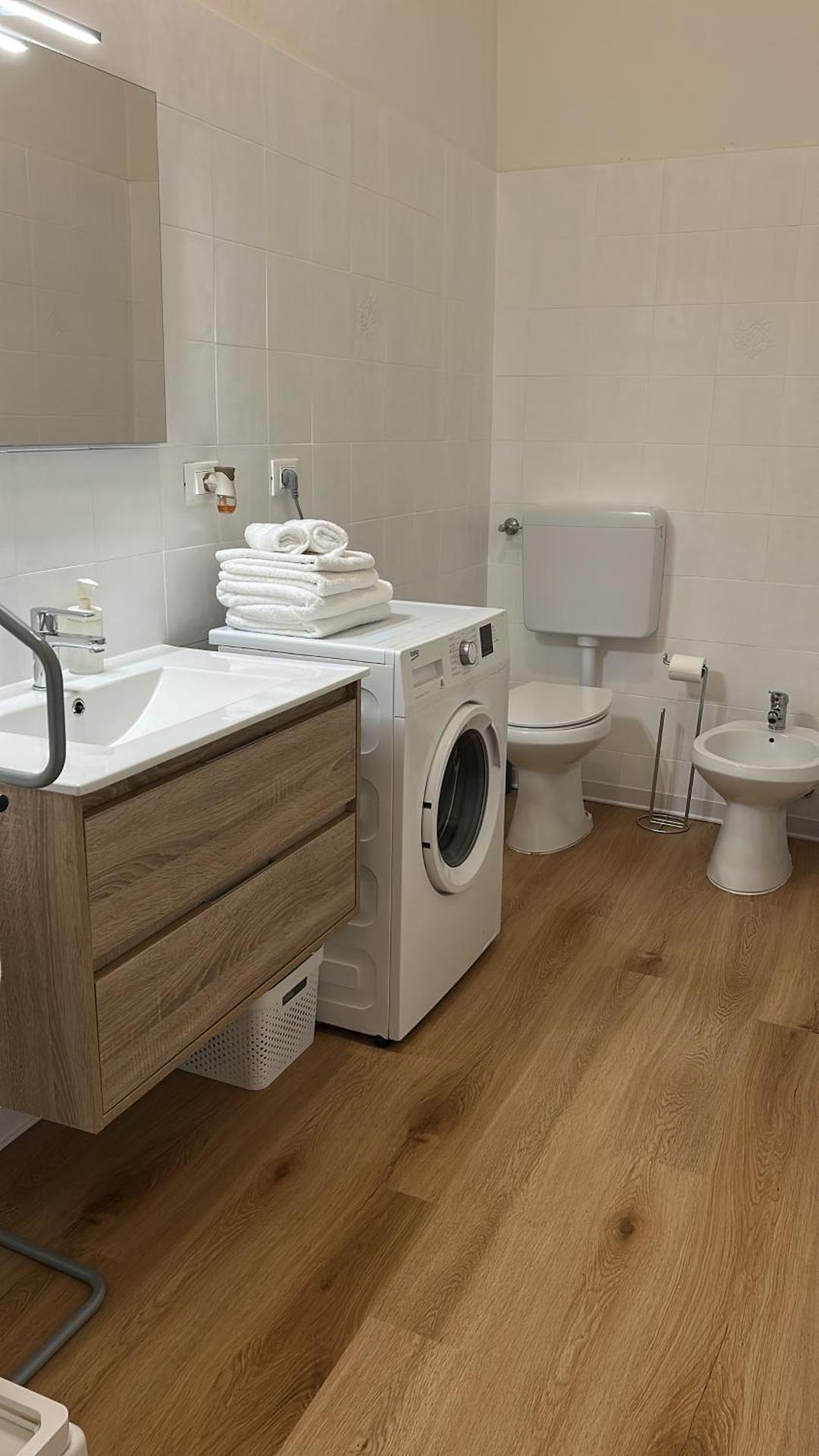 Ripa Grande Apartment