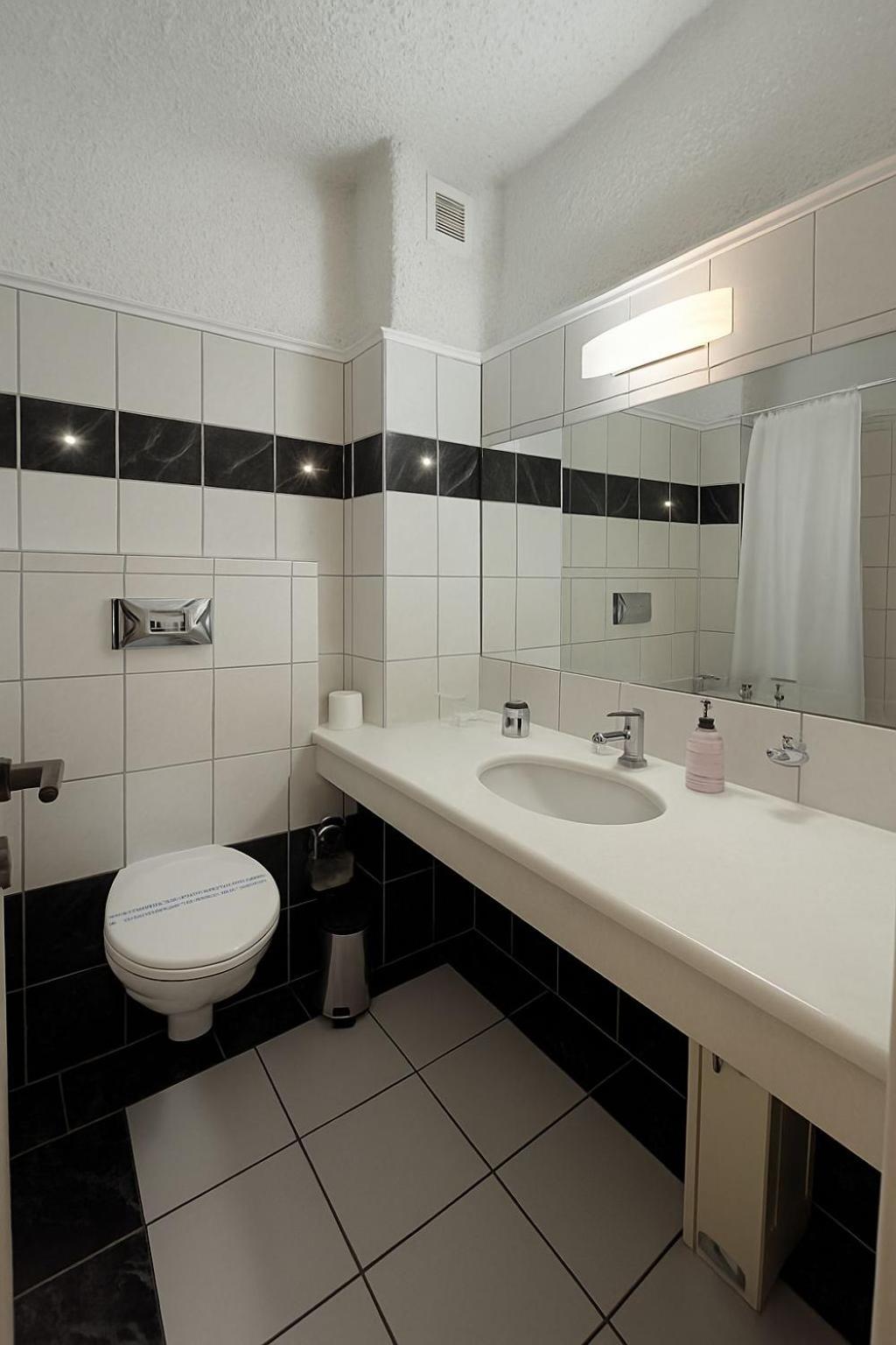 Twin Room with Balcony