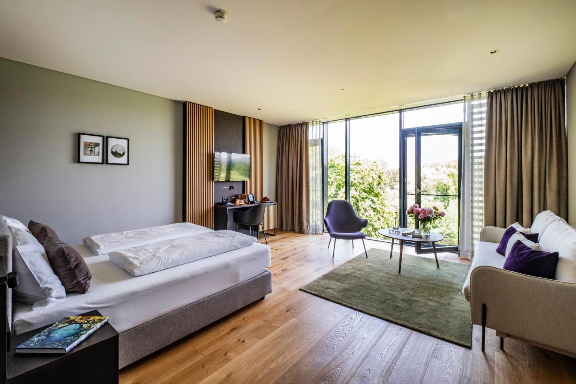 Photo of the whole room