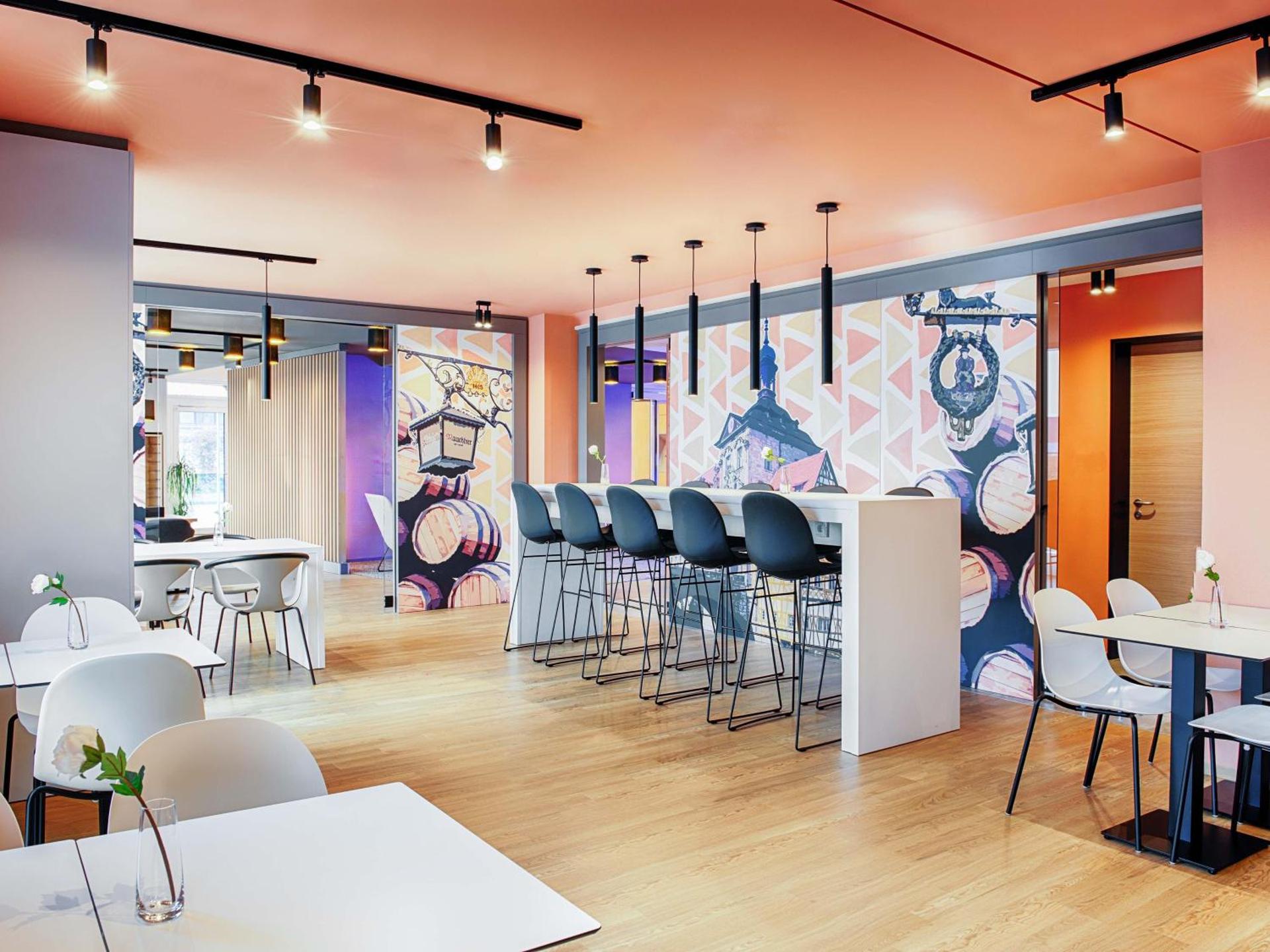 Meeting/conference room