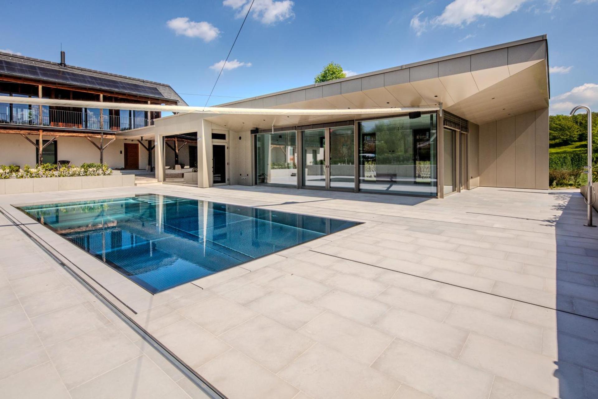 Poolhaus Appartements