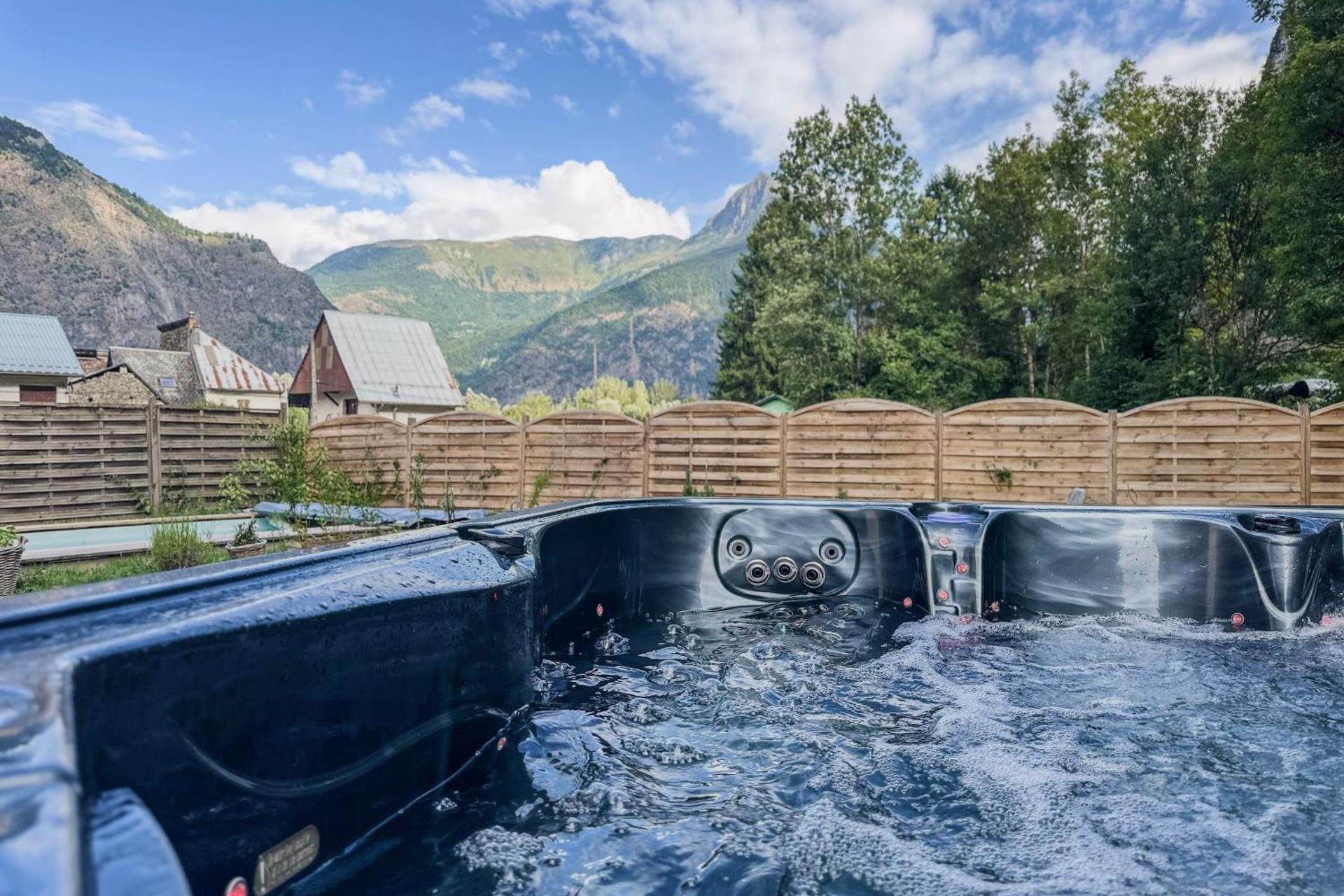 L'étoile des Glaciers - Jacuzzi - Piscine - Hammam - ALPES HUEZ