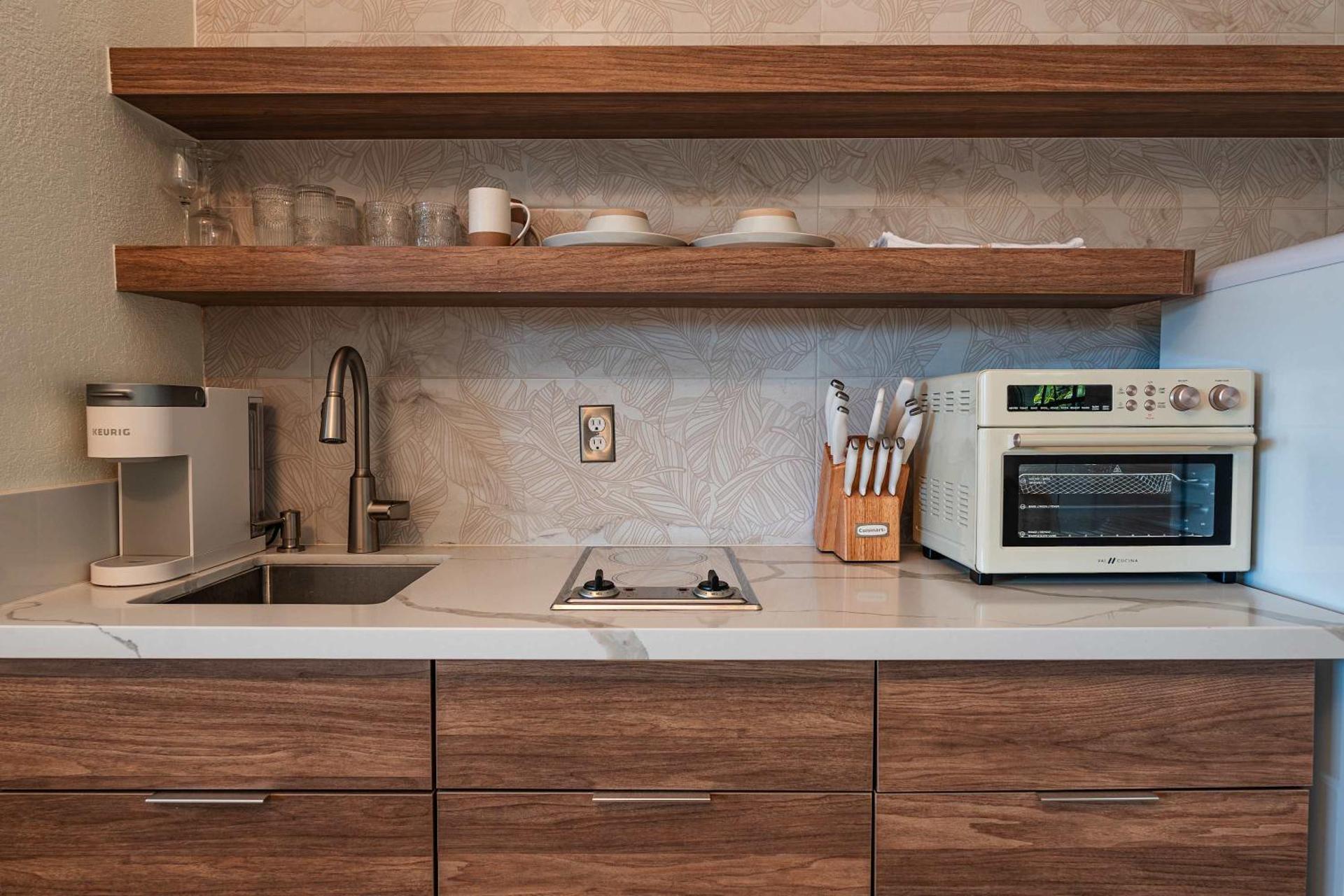 Coffee/tea facilities