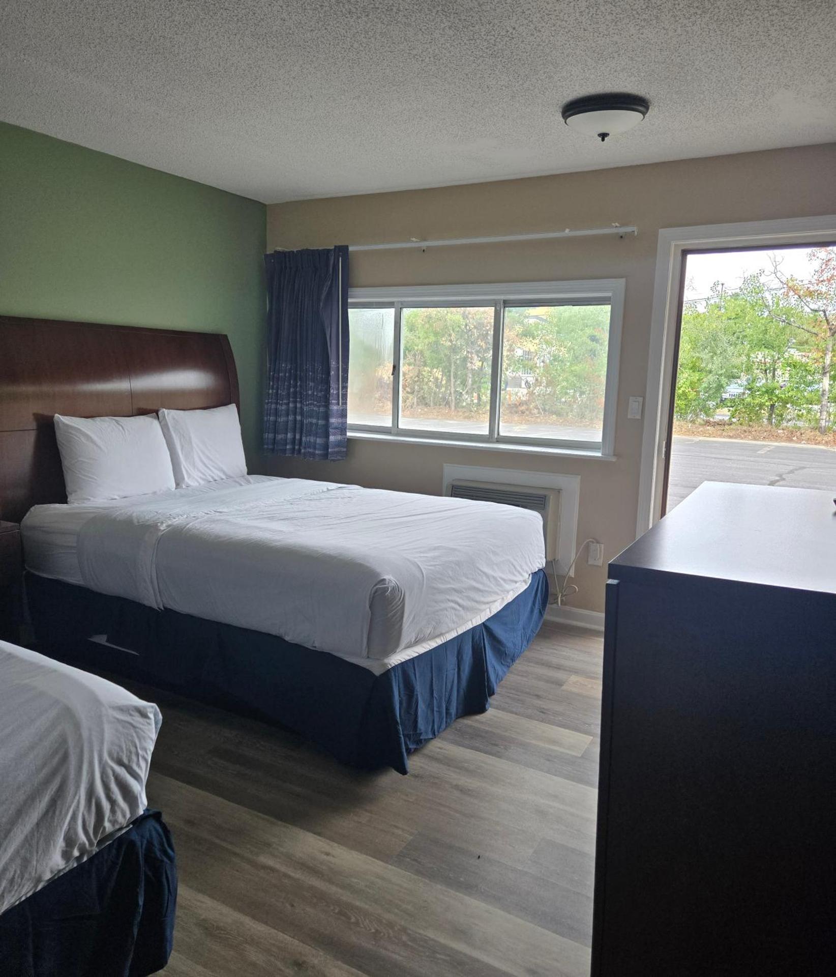 Nashoba Valley Inn & Suites